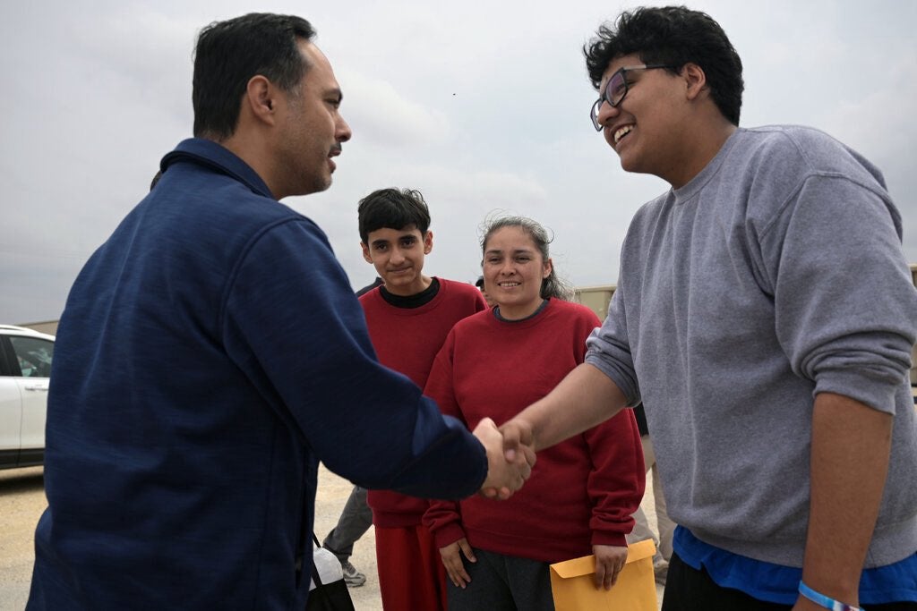 Teenage mariachi musicians who once performed on Capitol Hill have been released from Immigration and Customs Enforcement detention centers following public outcry