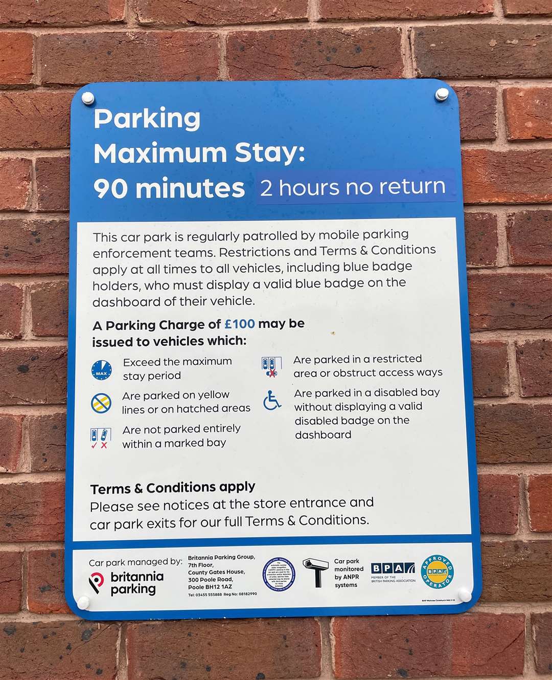 Anyone staying in a car park for more than 90 minutes could be fined £100