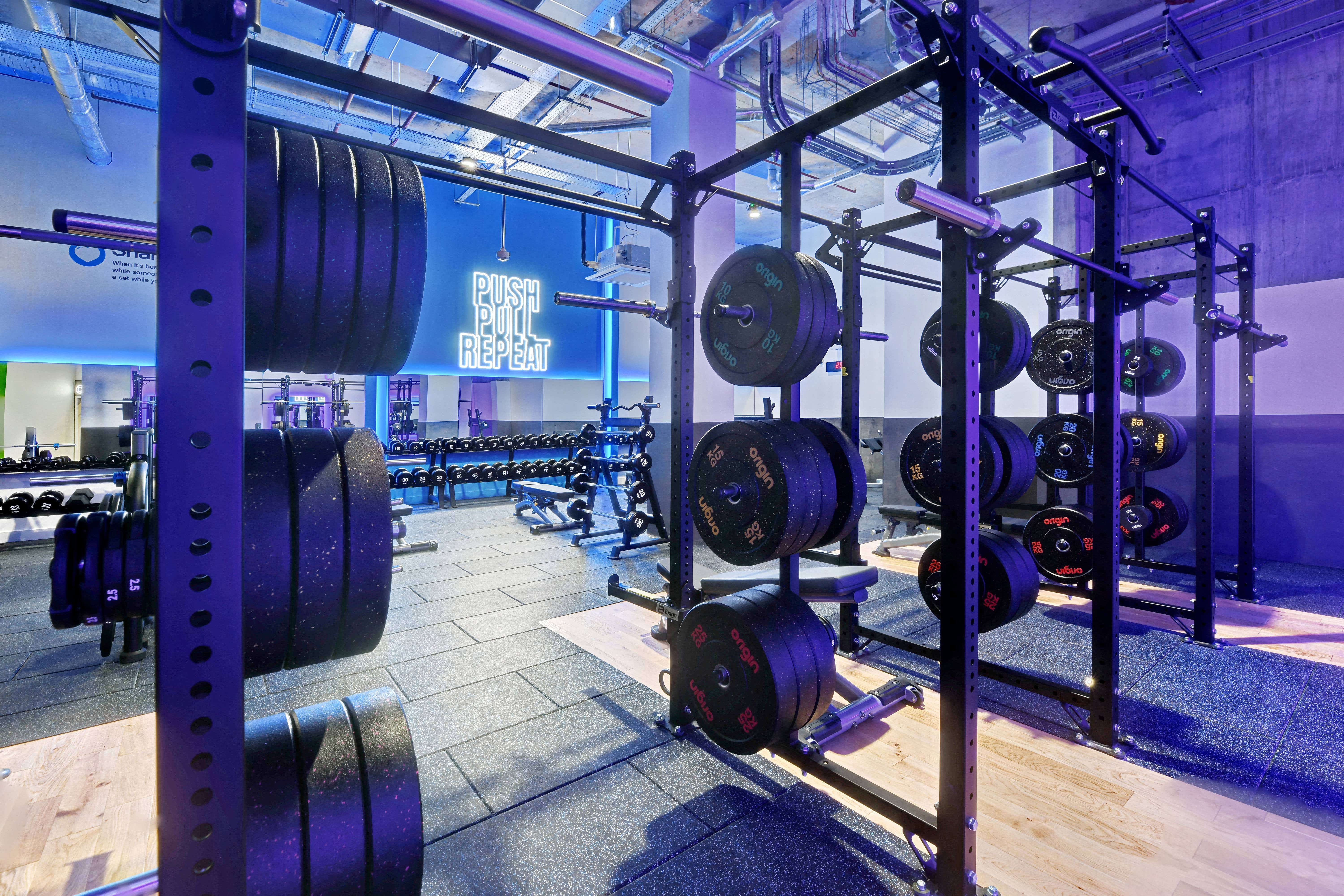 independent.co.uk - Anna Wise - Fitness fans swap cardio for weights to 'feel and look strong', gym boss says