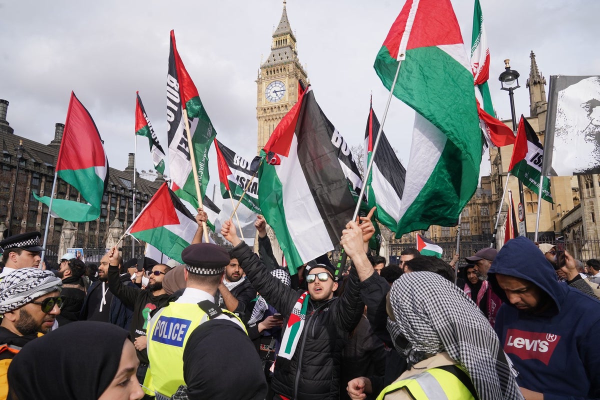 Met Police issue warning to protesters ahead of Al Quds Day demonstration Met Police issue warning to protesters ahead of Al Quds Day demonstration
