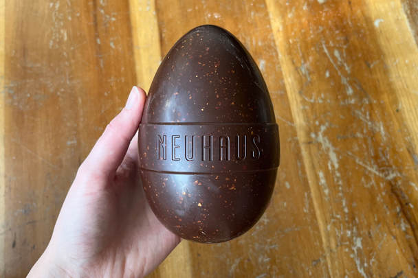 best easter eggs indybest review Neuhaus gourmand dark Easter egg