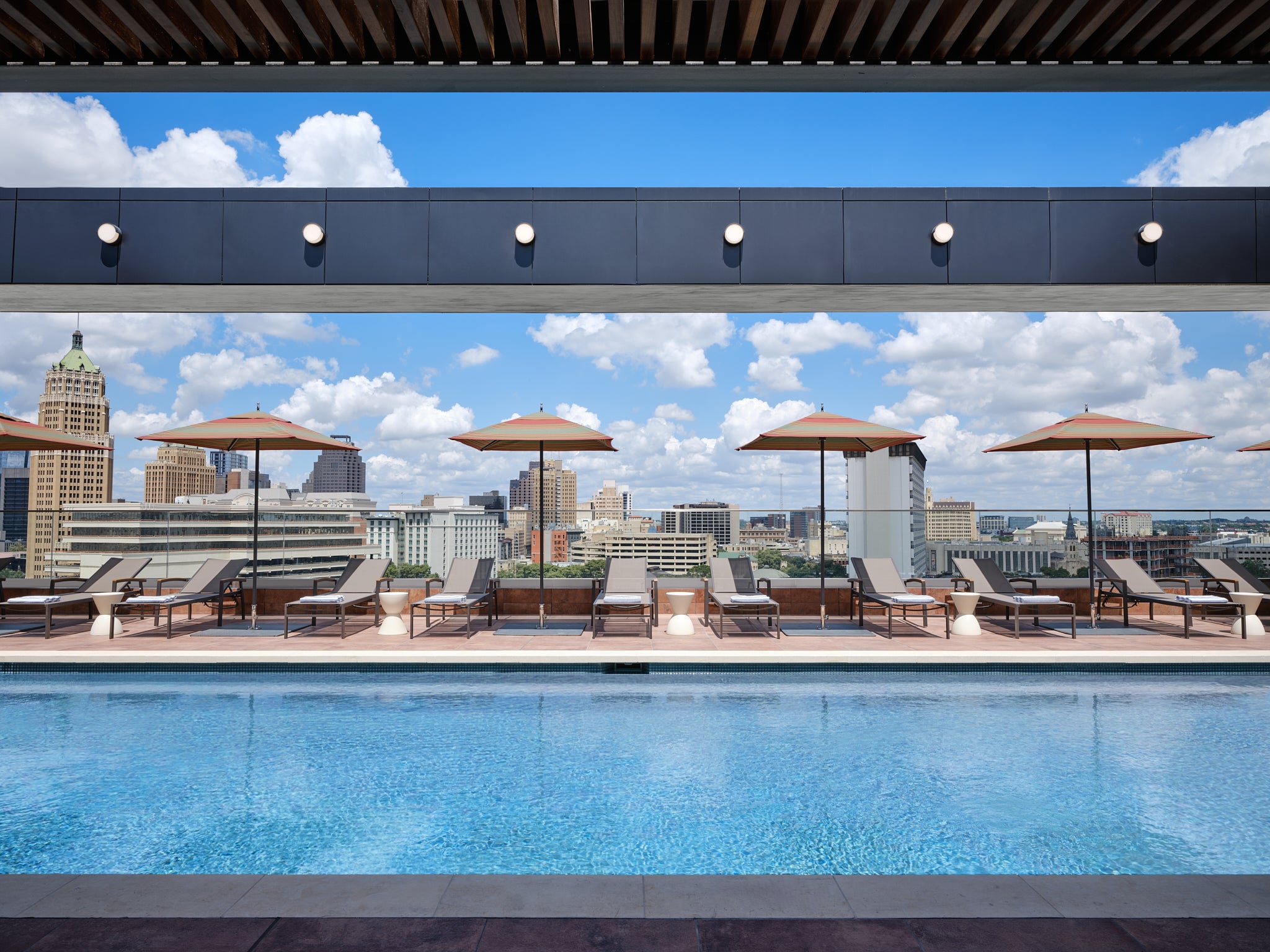 This slick new San Antonio hotel puts you in easy reach of the Texan city’s sights