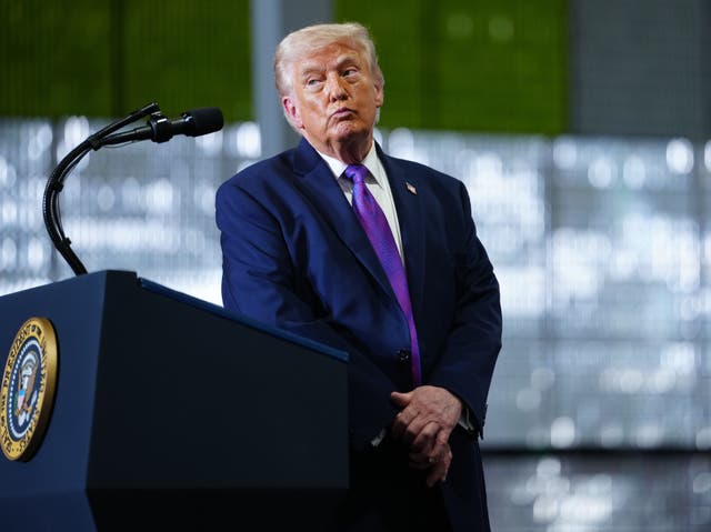 Експерт Fox News порівняв заяву Трампа про перемогу в Ірані з «mission accomplished» Буша