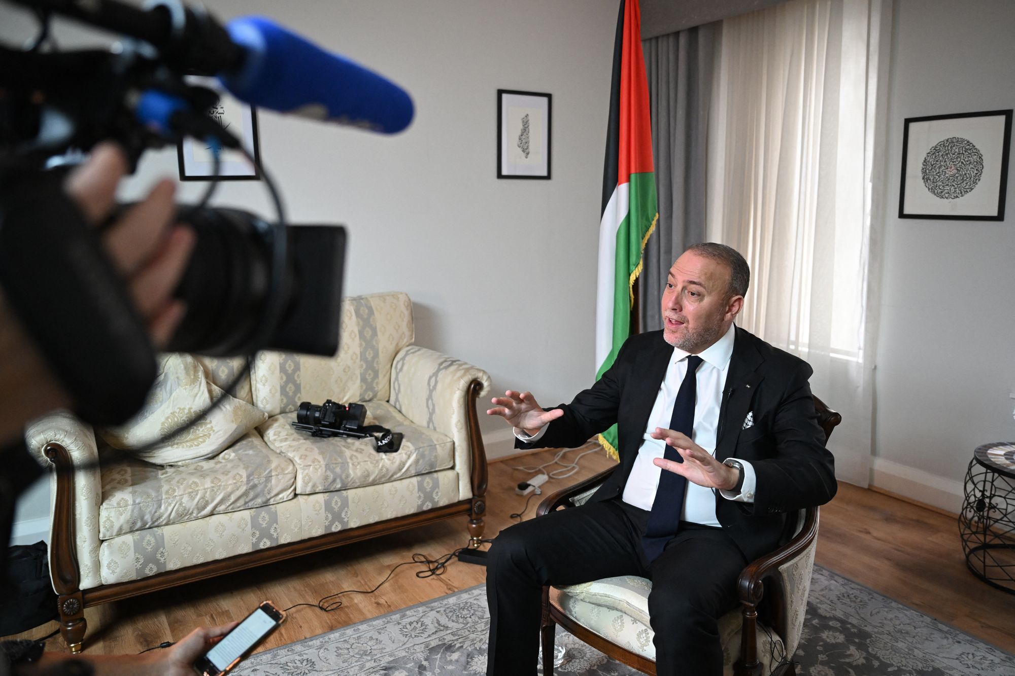 Mr Zomlot served as head of the Palestinian Mission to the UK until the recognition of a state of Palestine by the British government led to the setup of an embassy
