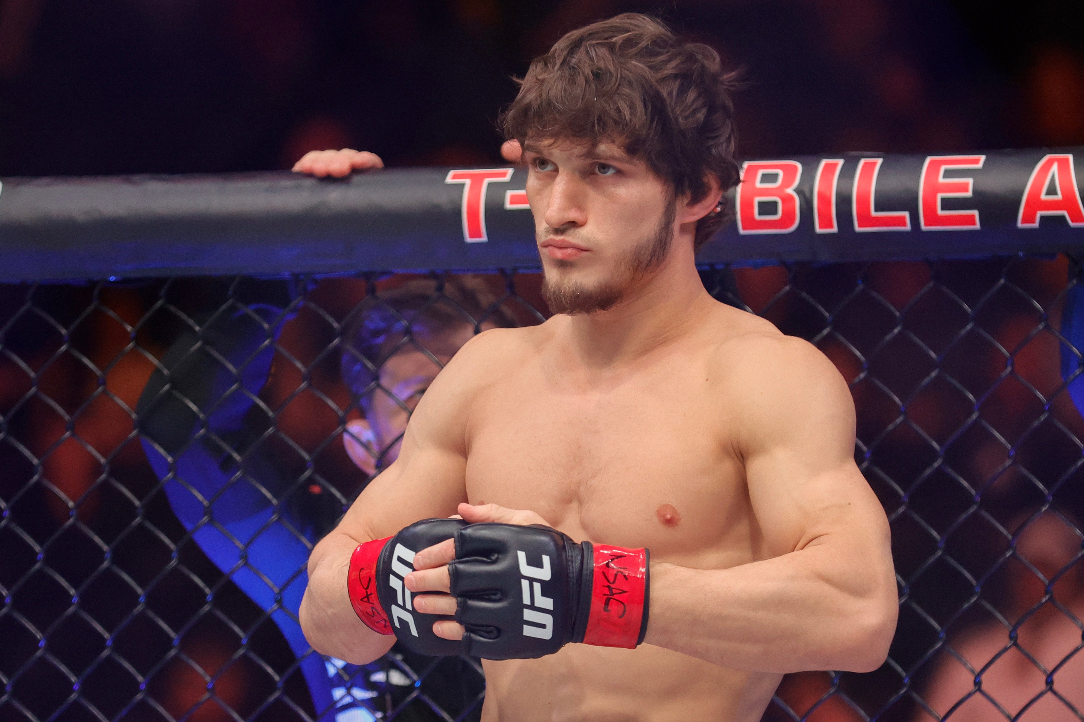 UFC London headliner denies rumours of withdrawal on one week’s notice