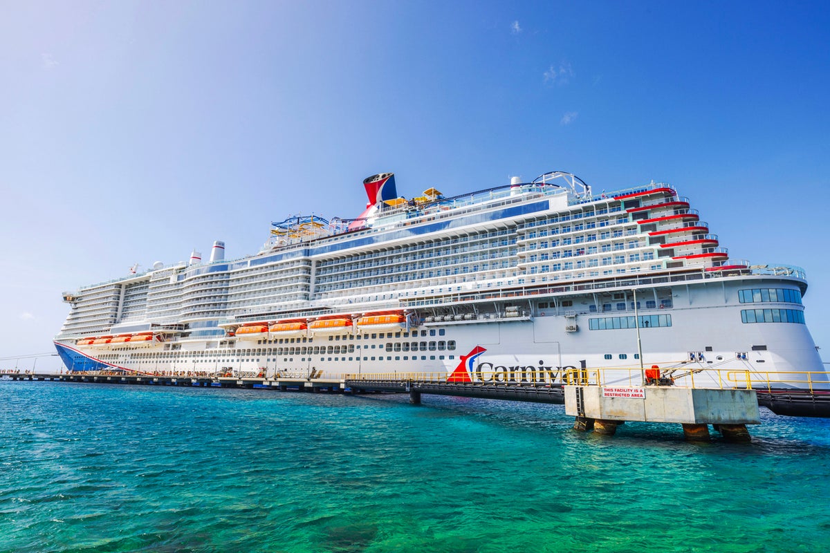 Carnival Cruise Line introduces ‘express dining’ option promising multi-course dinner in under an hour