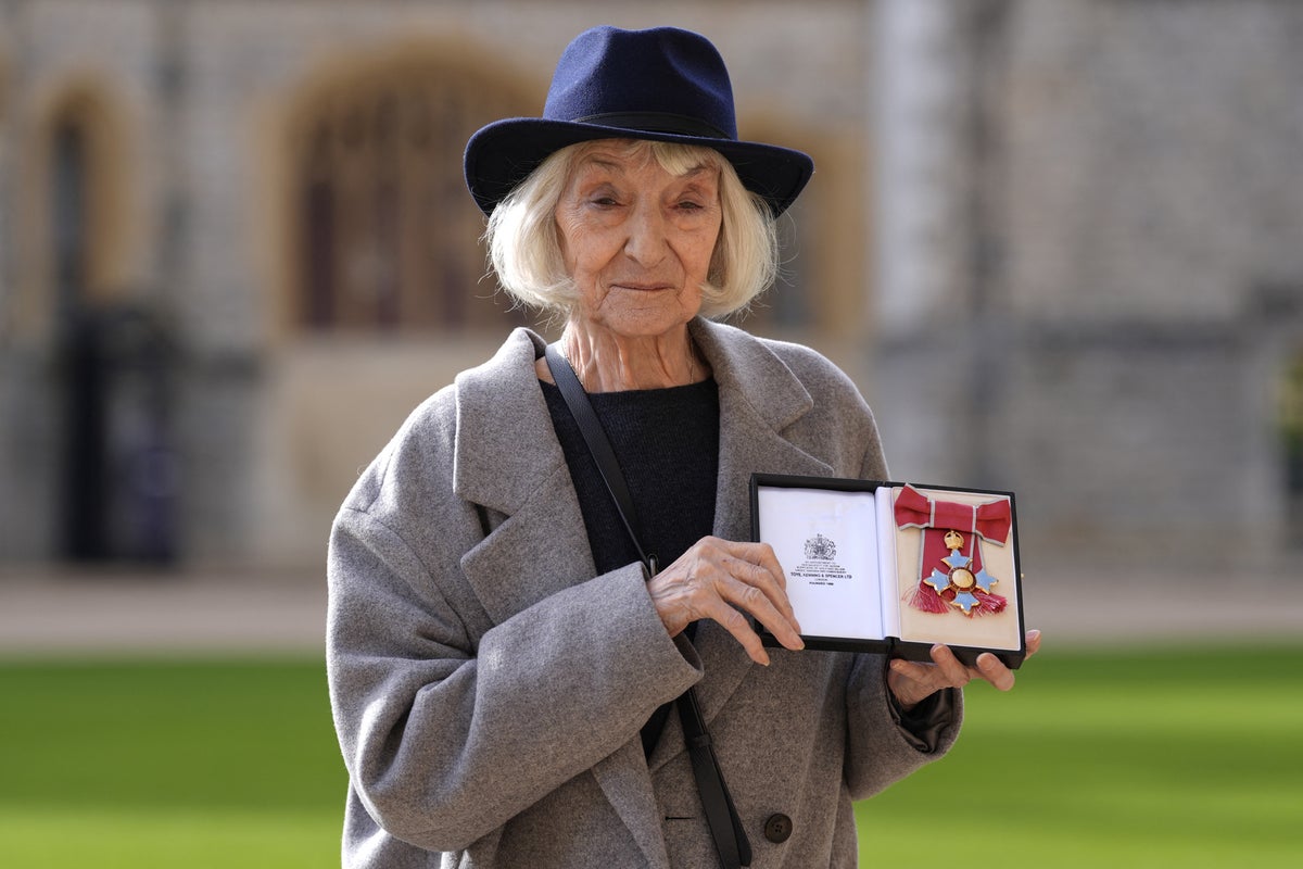 Jane Lapotaire death: Tributes paid to ‘truly brilliant’ The Crown and Downton Abbey star Jane Lapotaire death: Tributes paid to ‘truly brilliant’ The Crown and Downton Abbey star