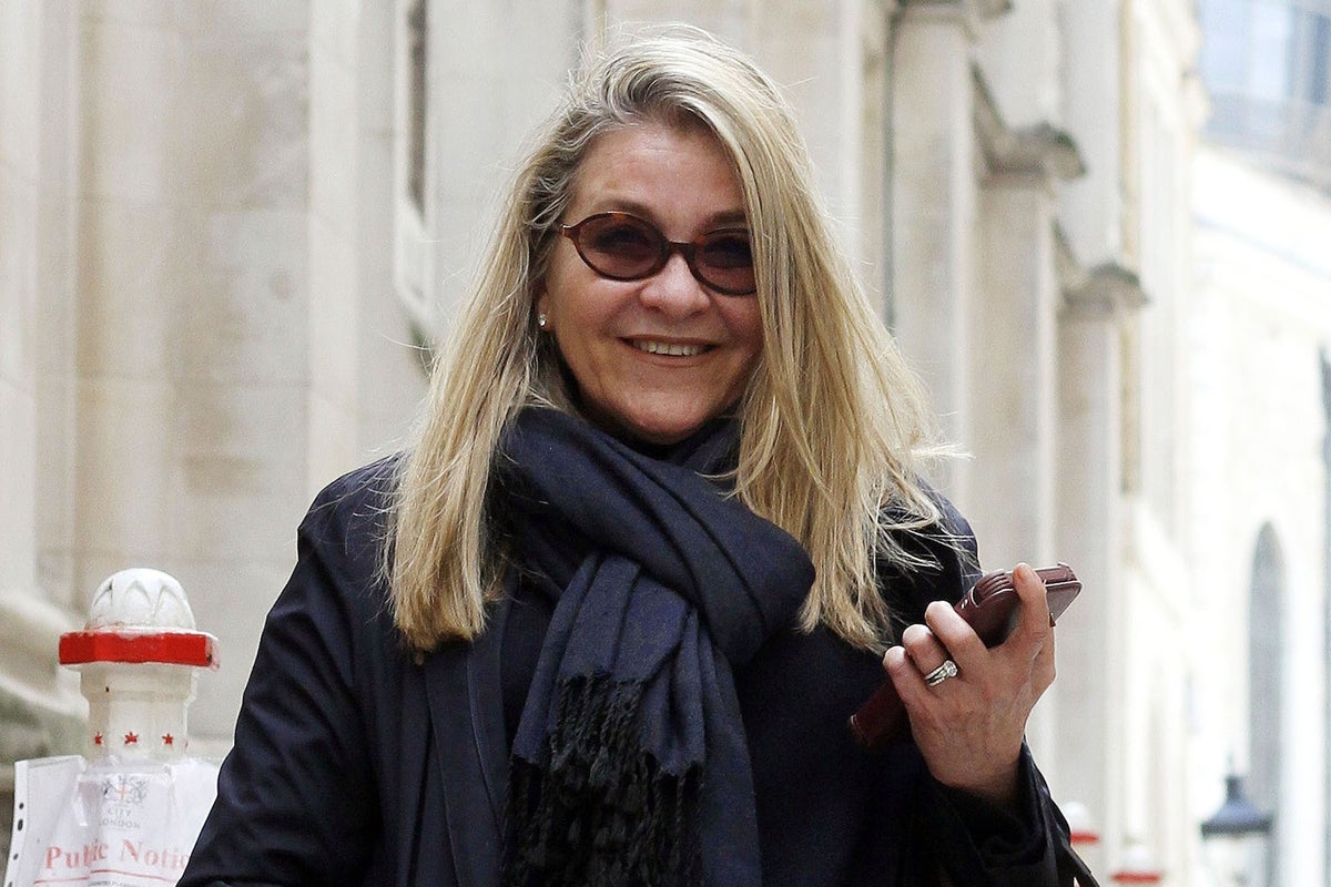 Hypnotherapist wins court fight with Harrods over refund for 4,550 Cartier bracelet