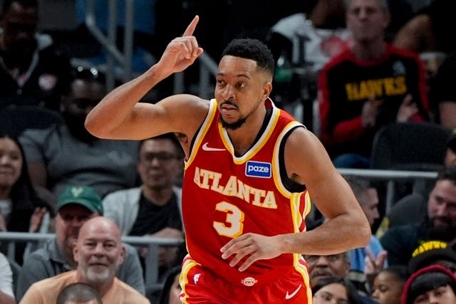 BUCKS HAWKS