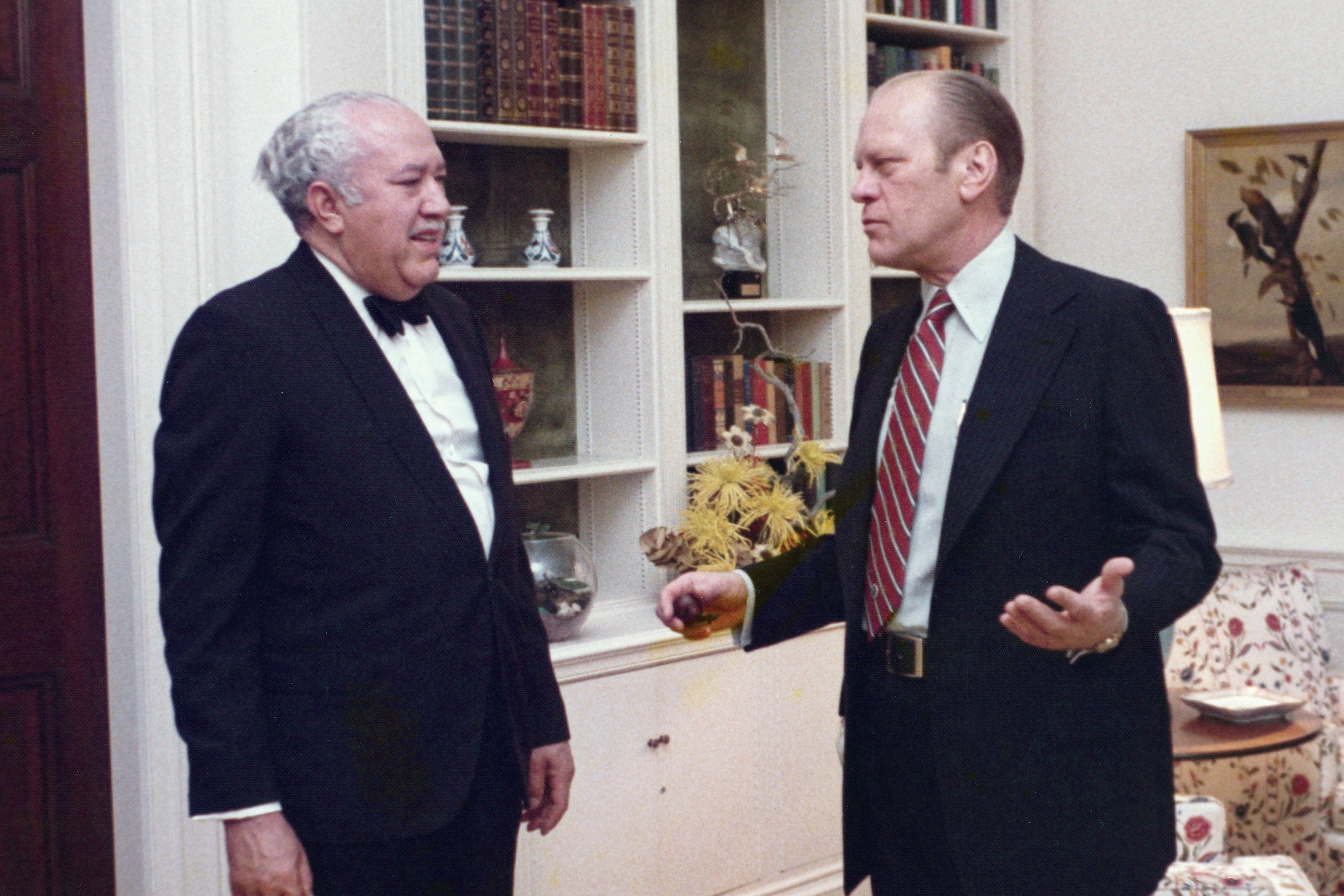 President Gerald Ford speaks with John Woodson Ficklin in 1975