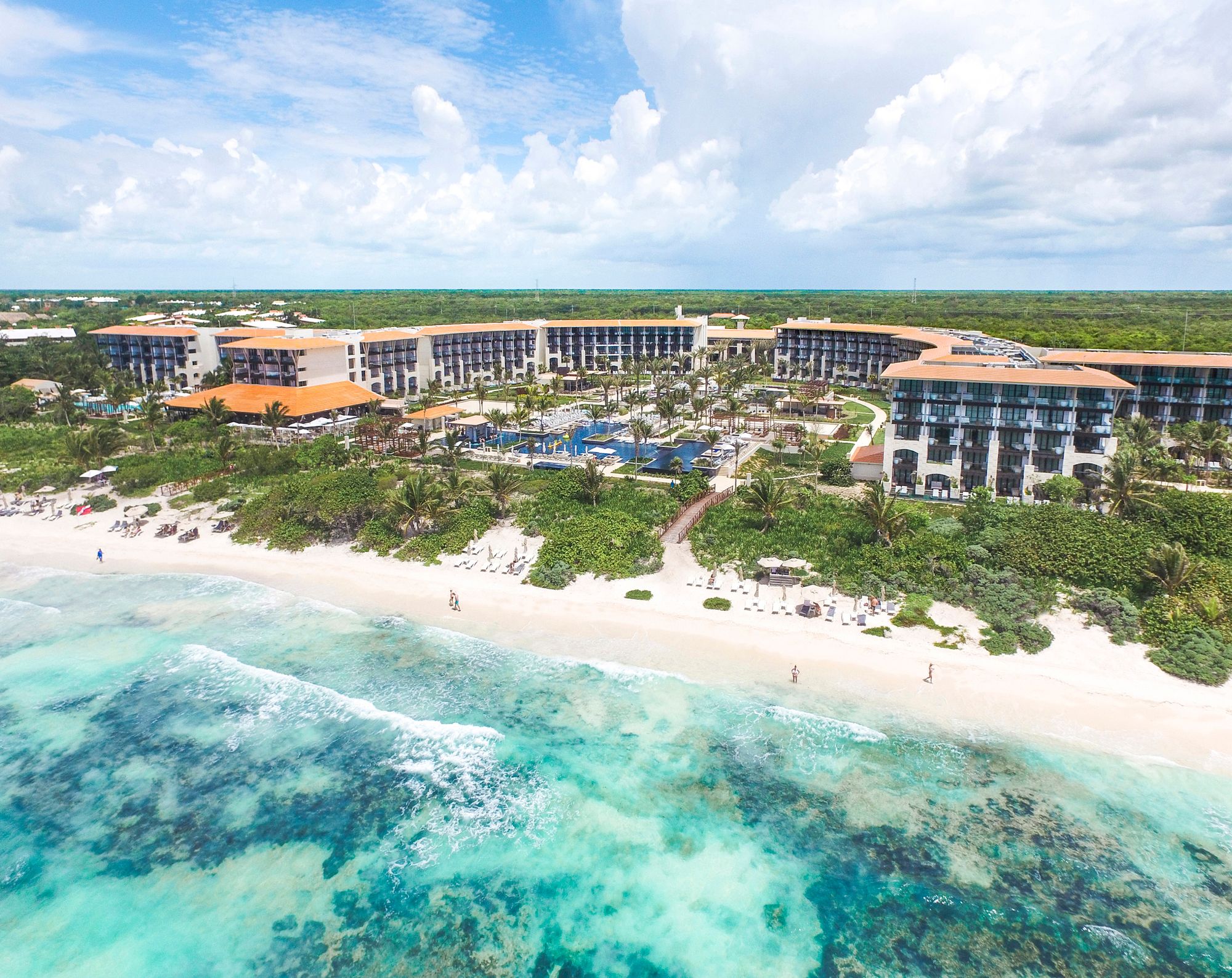 You have until March 31, 2026, to take advantage of the spring deal at Unico 20°87° Hotel Riviera Maya
