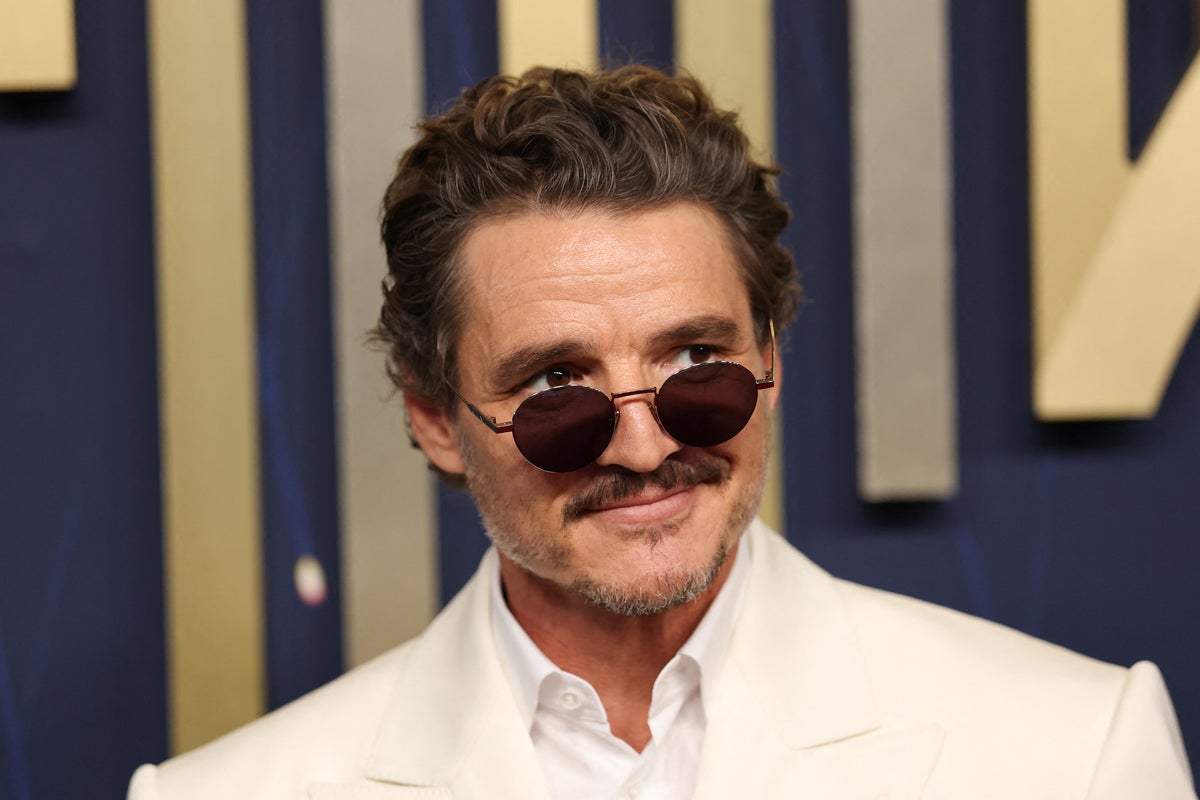 Pedro Pascal stuns with unrecognizable look at the Oscars &mdash; and fans don&rsquo;t know what to think