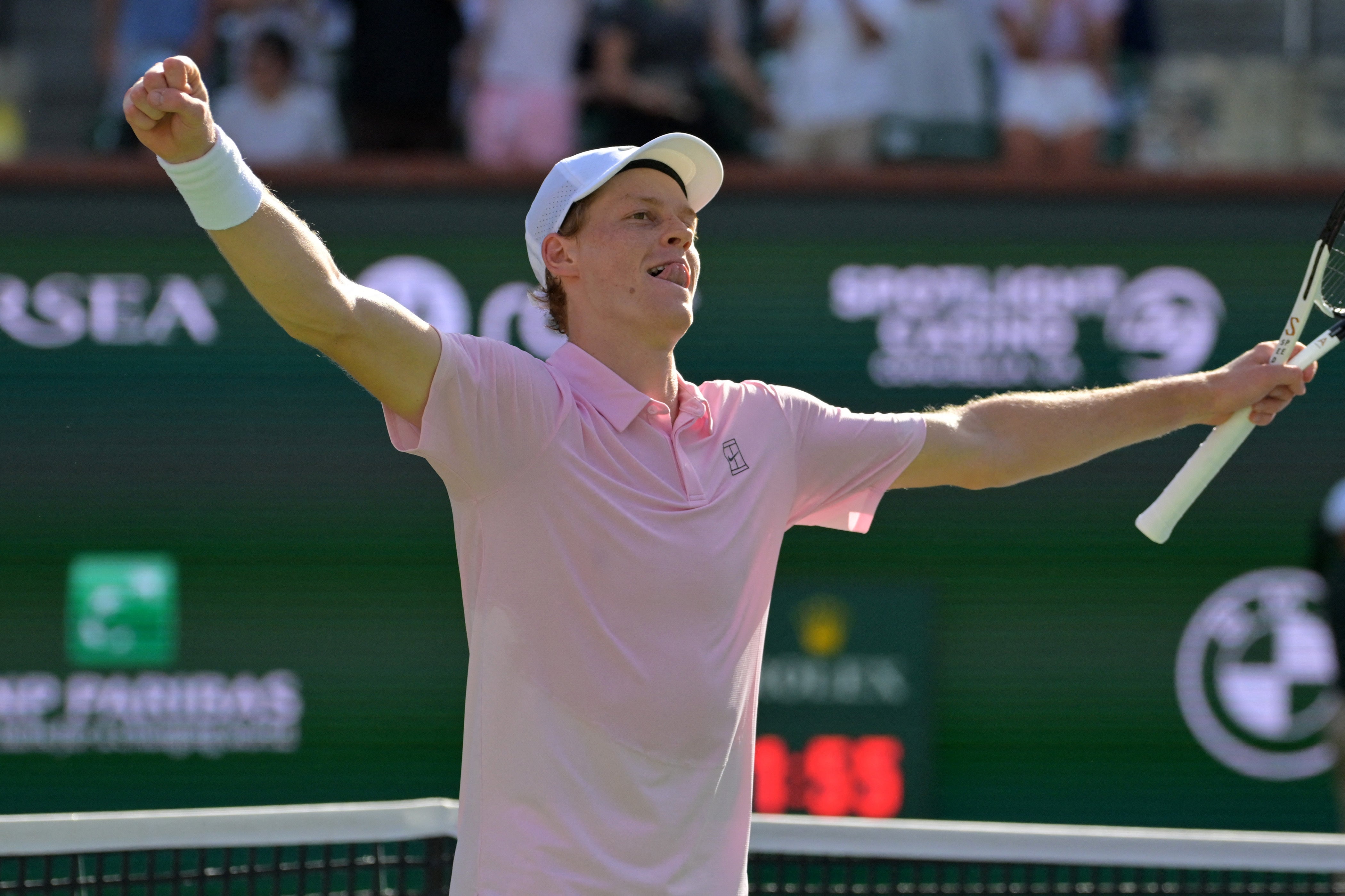 Sinner survived in scorching conditions to complete the set of the biggest hard-court titles