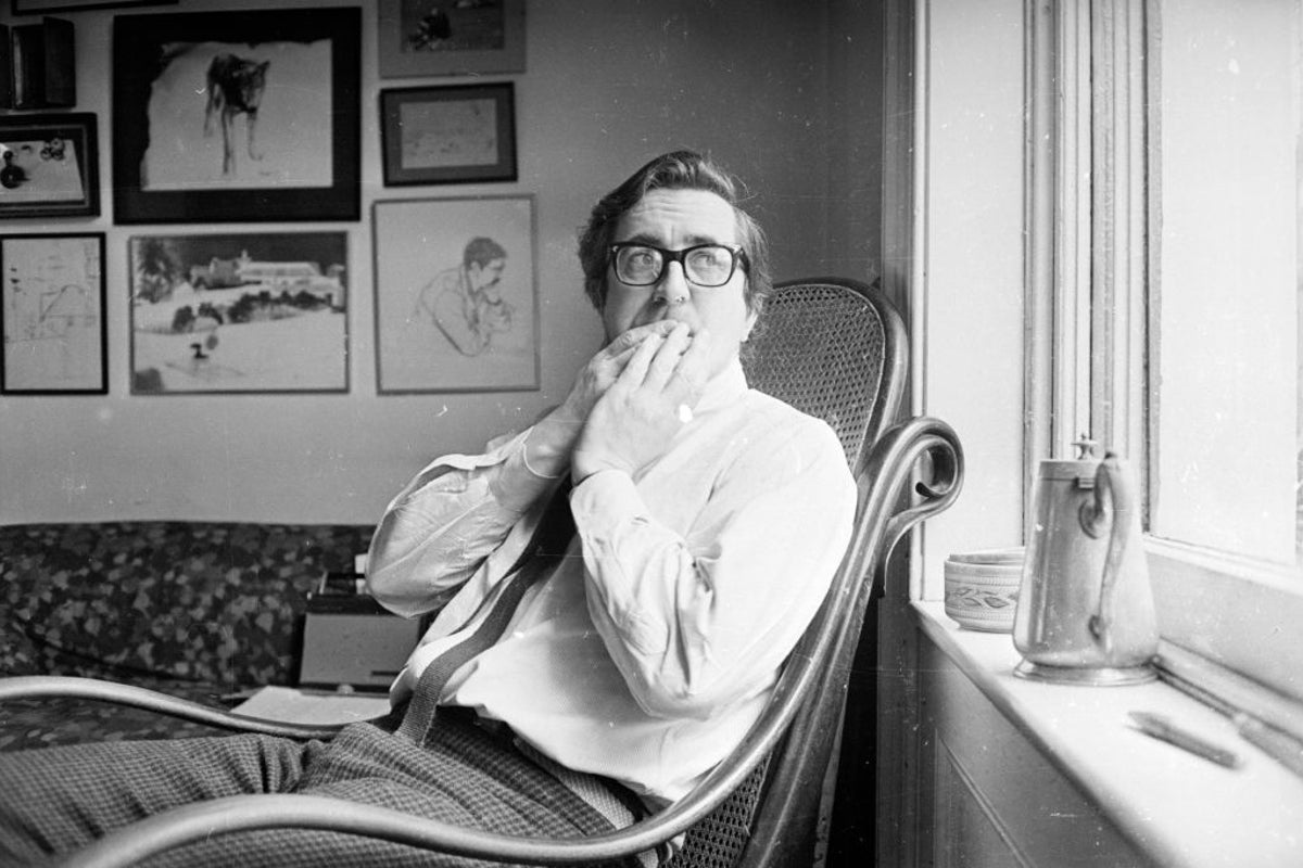 Len Deighton death: Bestselling spy thriller author, dies aged 97 – UK Times Len Deighton death: Bestselling spy thriller author, dies aged 97 – UK Times