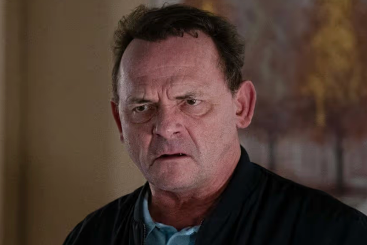 EastEnders viewers complain after ‘silly’ error hits BBC soap EastEnders viewers complain after ‘silly’ error hits BBC soap