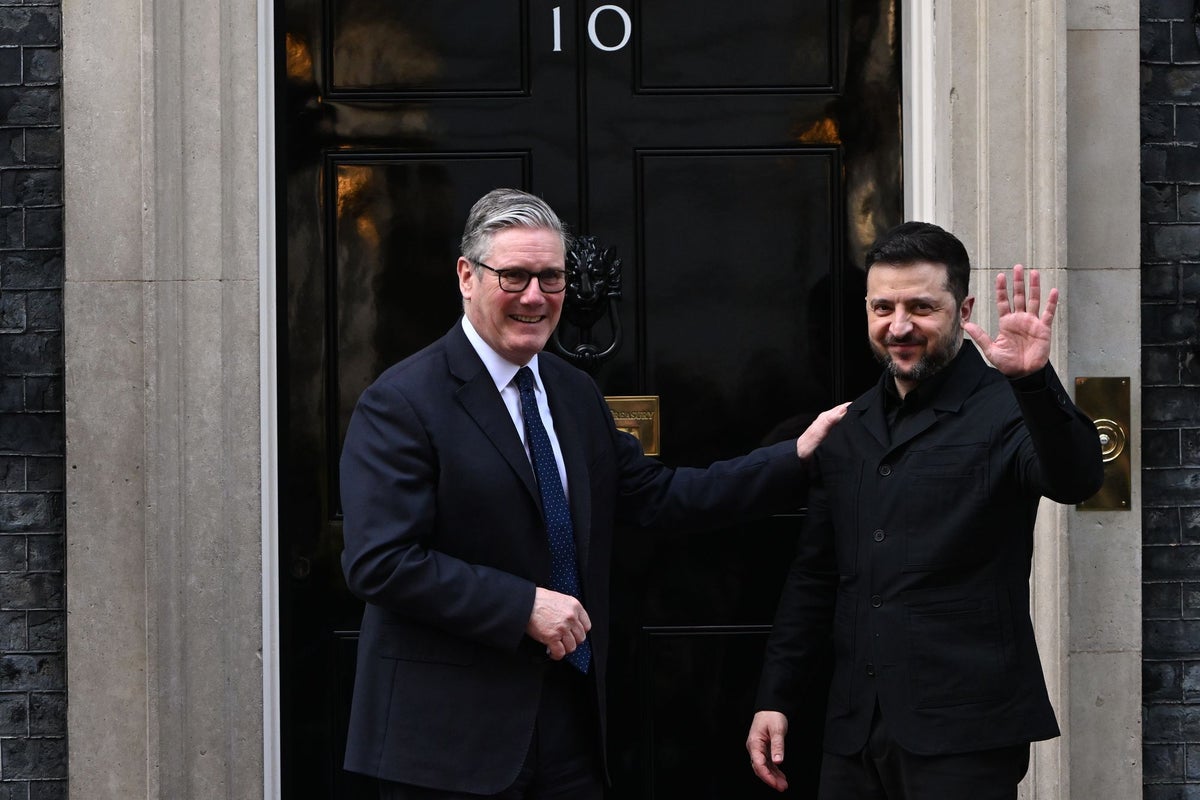 UK focus must be on Ukraine despite Iran war, Starmer tells Zelensky