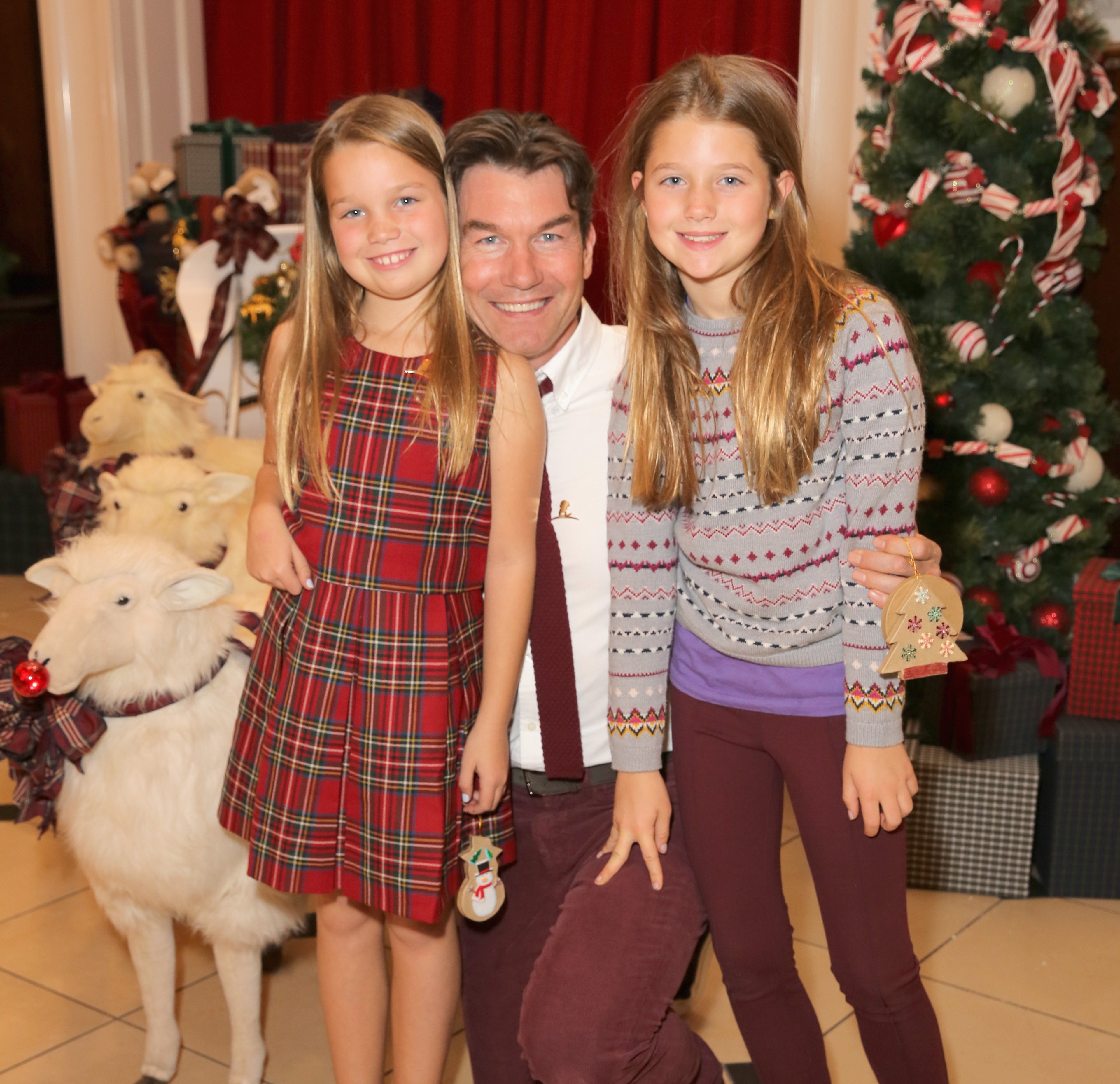 Jerry O’Connell (pictured in 2017) said his comments filled his wife and daughters with ‘rage’