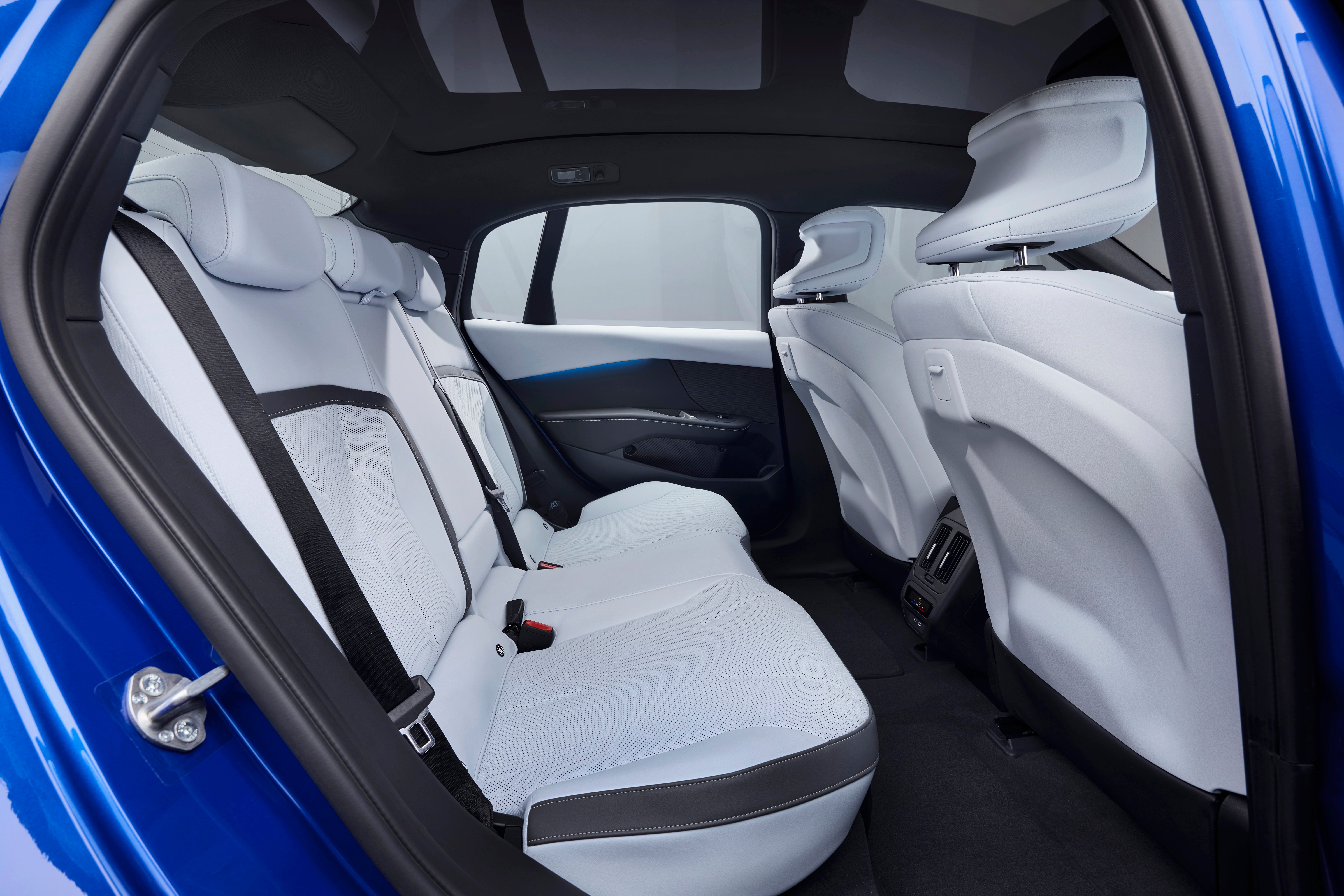 A flat floor in the back of the BMW i3 means more space for rear passengers