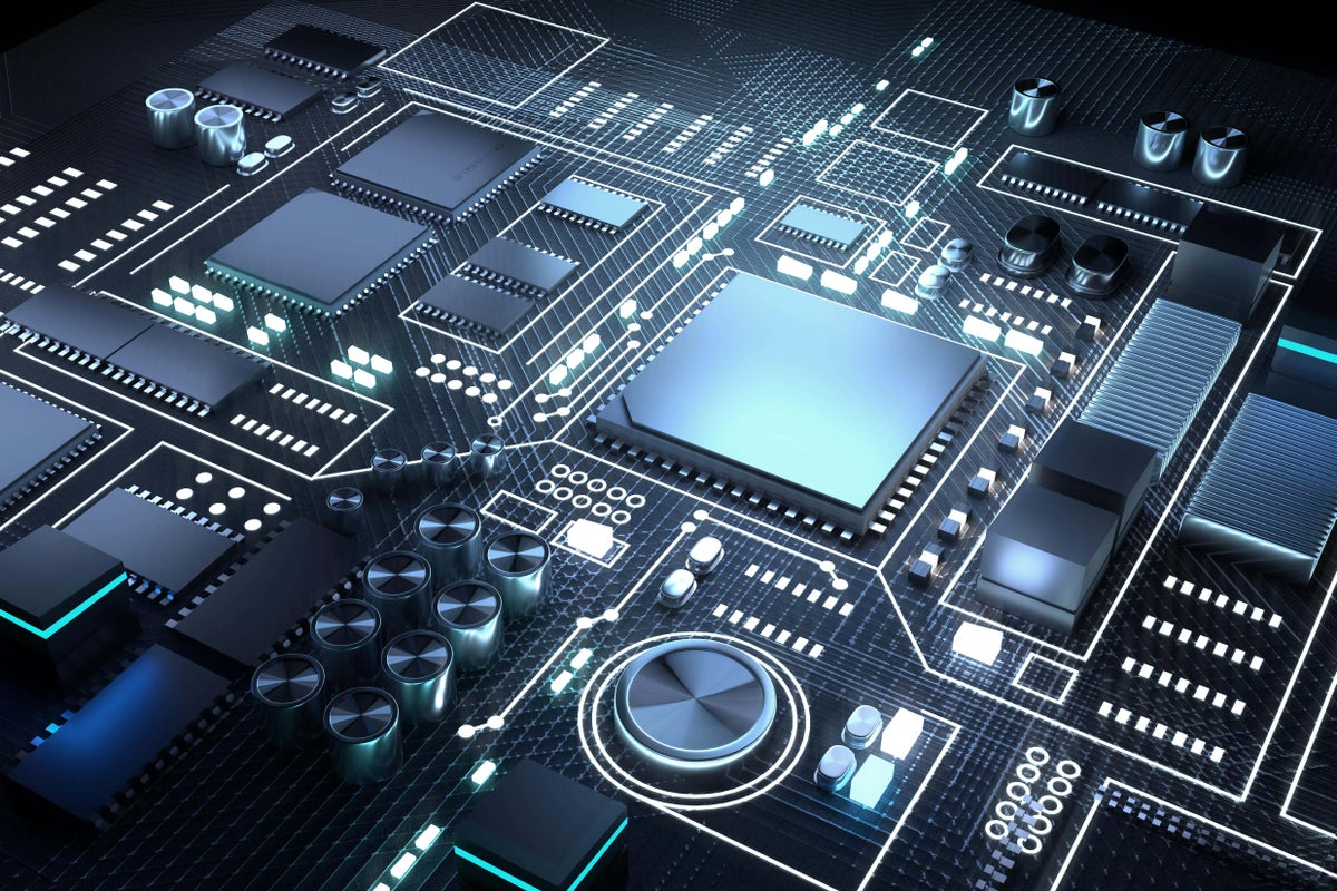 Reeves tells AI entrepreneurs to come to the UK' as she unveils new institute