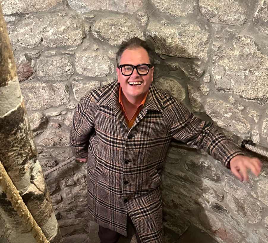 Alan Carr to become Scottish baron after buying castle: &lsquo;I&rsquo;m getting my own tartan&rsquo;