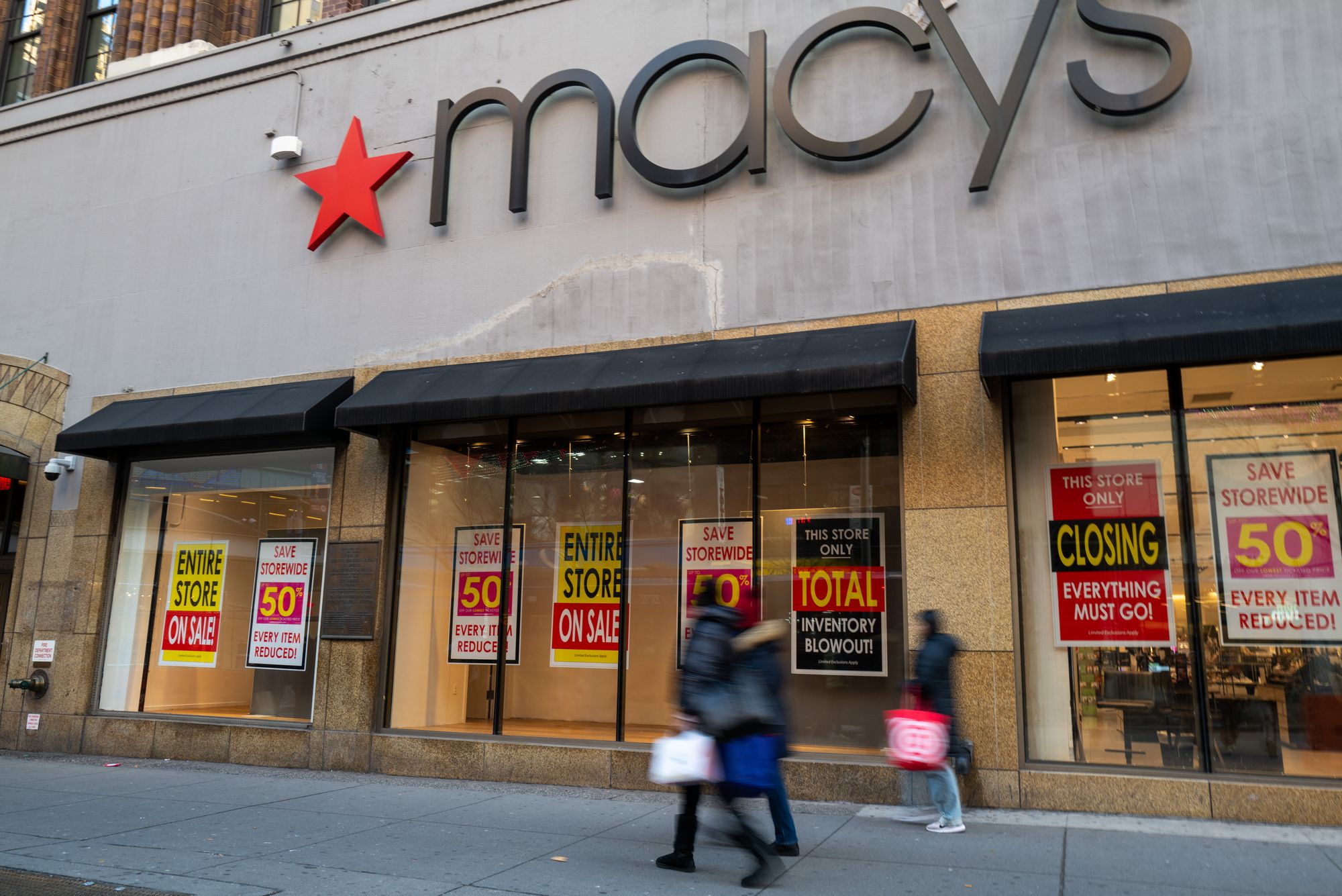 independent.co.uk - Anne d'Innocenzio - Macy's store changes pay off as retailer reports strong Q4 results