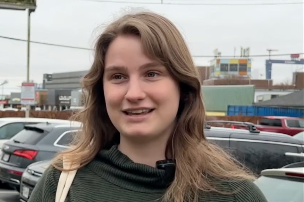 Canadian woman is frantically searching for her wedding dress that was accidentally donated Canadian woman is frantically searching for her wedding dress that was accidentally donated