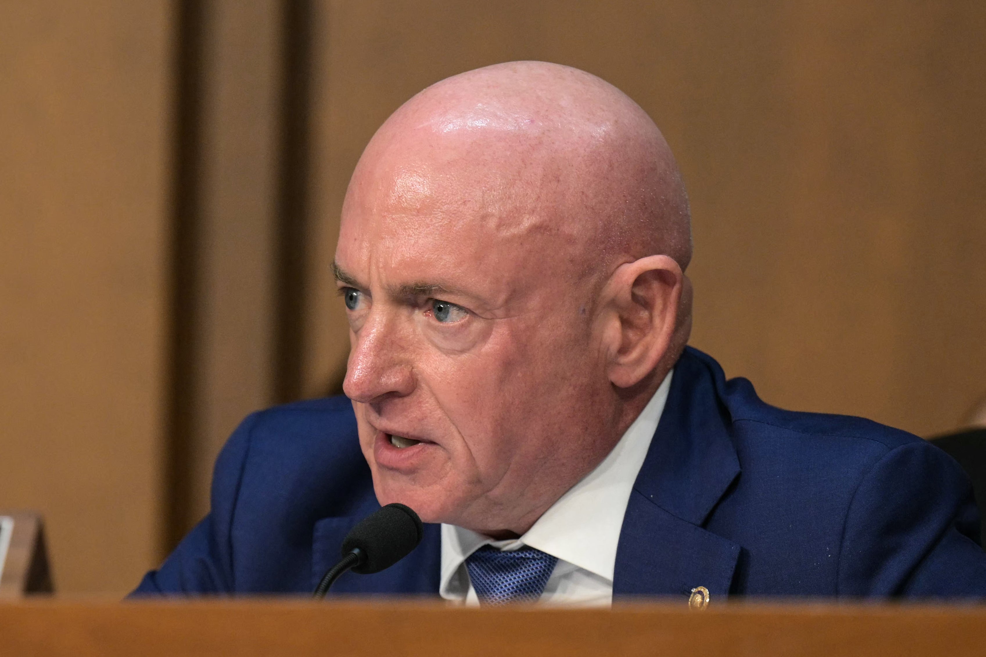 https://static.independent.co.uk/2026/03/18/16/10/US-POLITICS-CONGRESS-GLOBAL-THREATS-sdzawh2c.jpeg?trim=0,1,0,0&width=1200&height=800&crop=1200:800