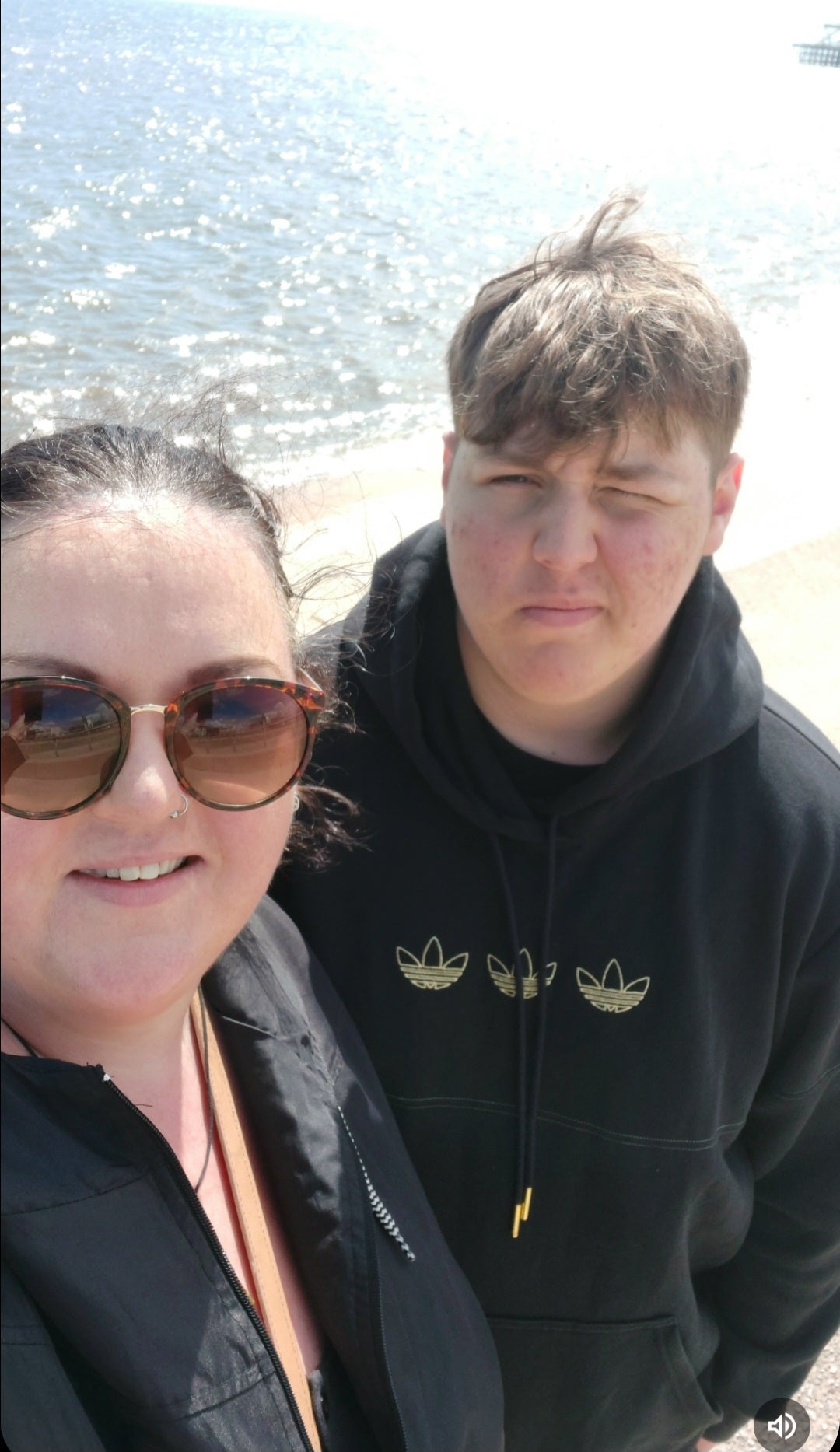 Marrissa Mullans pictured with her son Alfie, who died in June 2023 from meningitis B