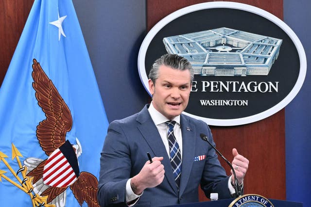 <p>El secretario de Defensa de EE. UU., Pete Hegseth, durante una conferencia de prensa en el Pentágono, en Washington D.C., el 19 de marzo de 2026 </p>
