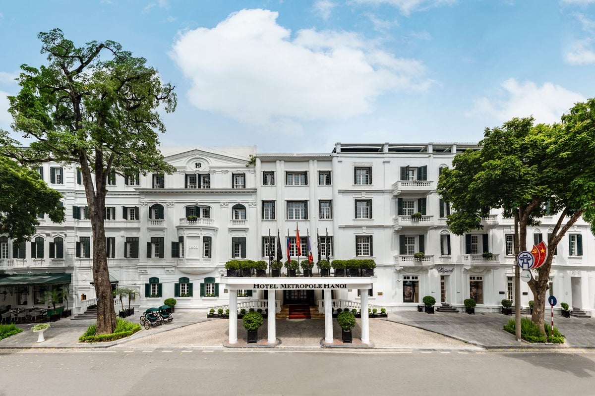 I visited the historic Hanoi hotel beloved by the A-list