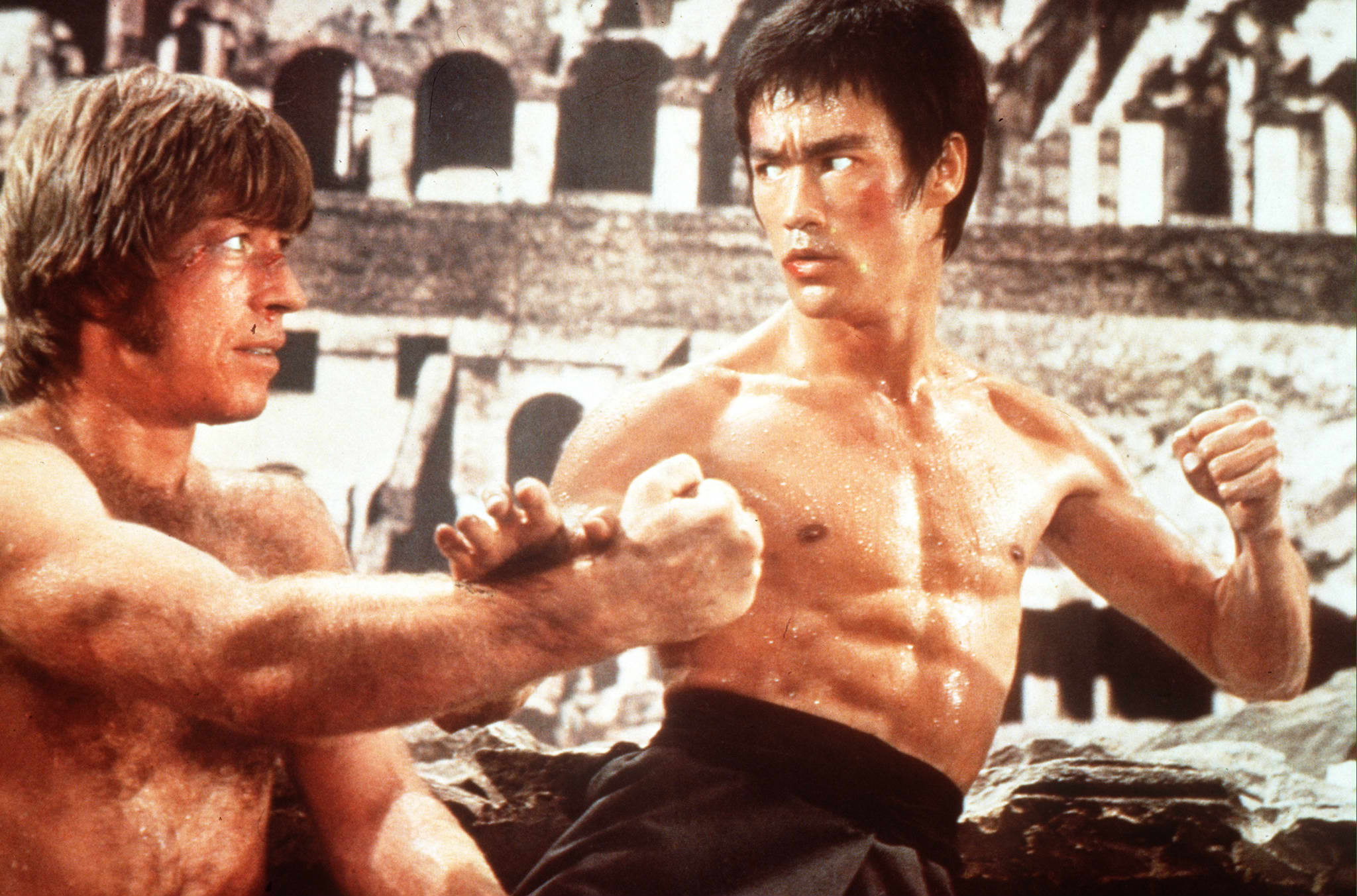Chuck Norris combatte contro Bruce Lee nel film 