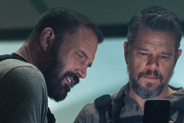 <p>Ben Affleck y Matt Damon en el ‘thriller’ de Netflix ‘El botín’</p>