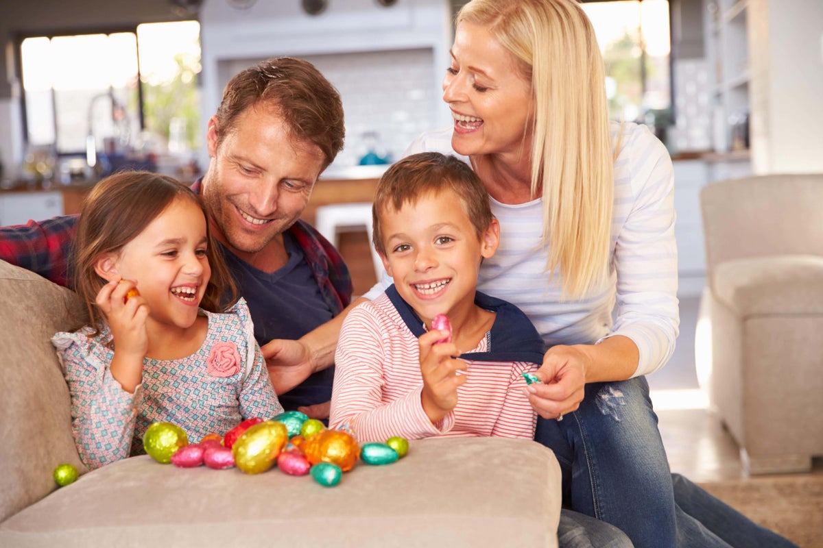 How to have a cheaper family Easter 