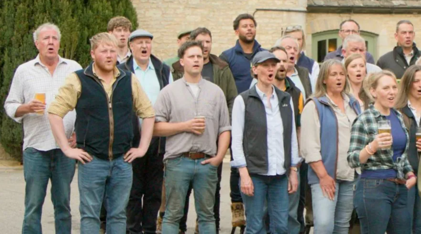 It’s yet to be confirmed whether Clarkson will join the singers on stage in front of the ‘BGT’ judges