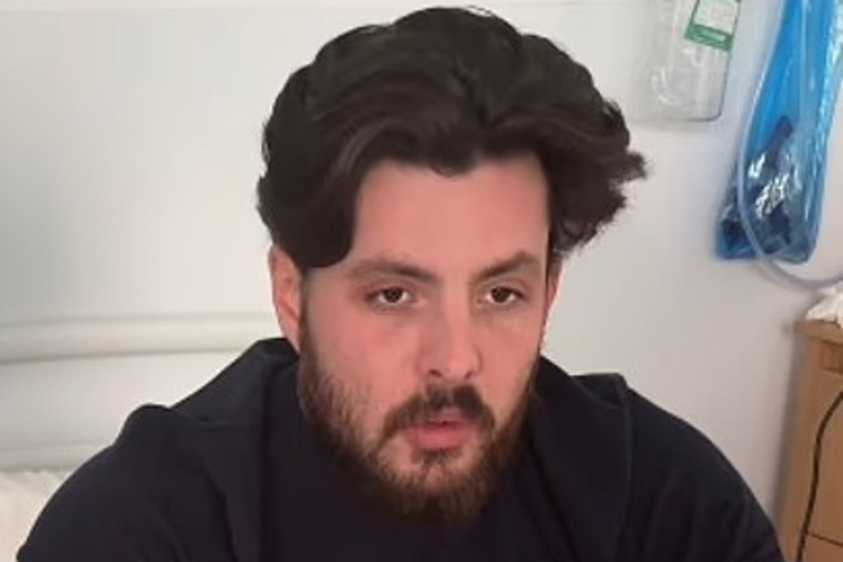 Towie star Jordan Brook reveals he has meningitis in update from hospital bed – UK Times Towie star Jordan Brook reveals he has meningitis in update from hospital bed – UK Times