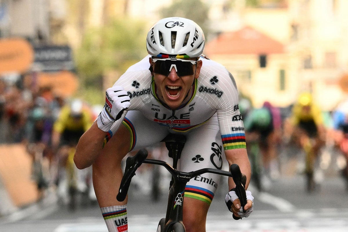 Tadej Pogacar edges out Tom Pidcock in sprint finish to win epic Milan-San Remo – UK Times Tadej Pogacar edges out Tom Pidcock in sprint finish to win epic Milan-San Remo – UK Times