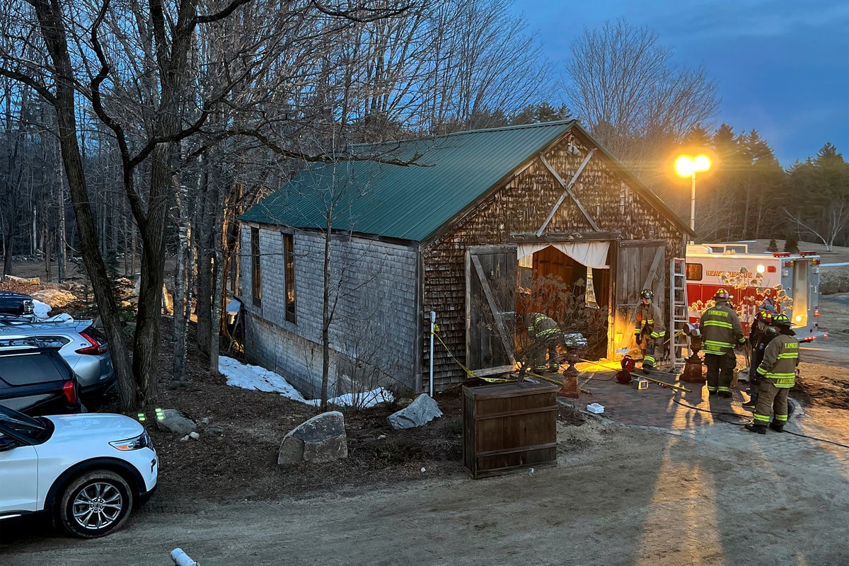 Six injured, others trapped after floor collapse at New Hampshire wedding venue – UK Times