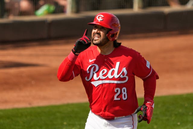 MLB