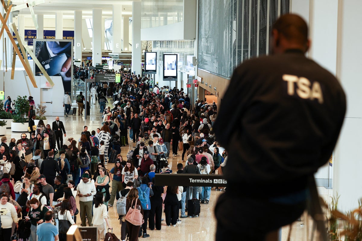 World Cup fans face major disruption at US airports over government shutdown