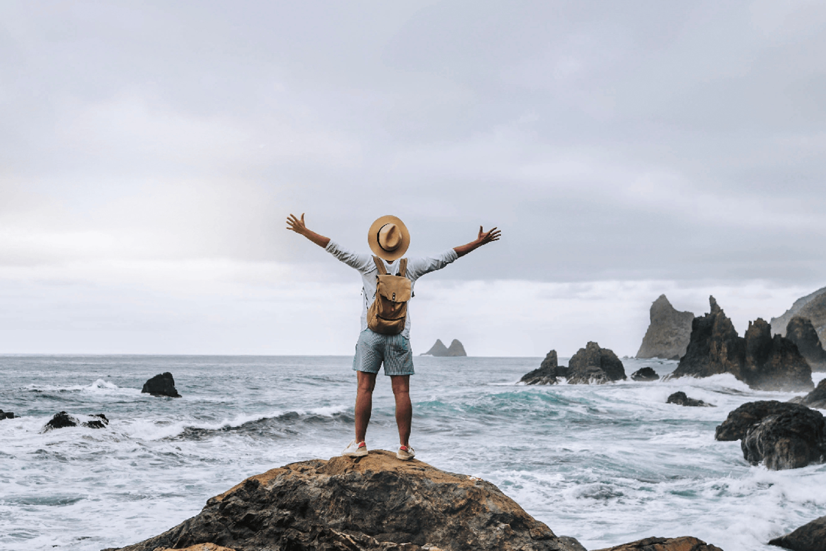 Save 10% on eSIM global data plans with this Holafly code