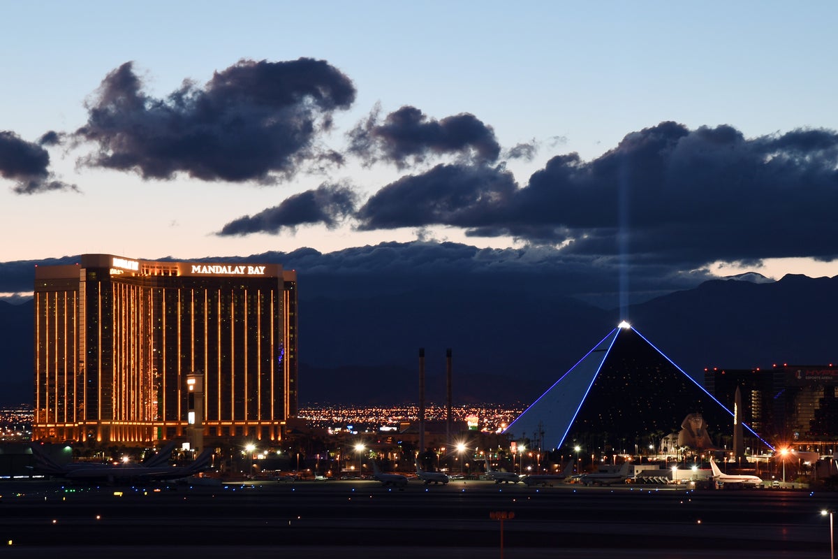 MGM offers a new all-inclusive option for Vegas tourists including meals, entertainment and a room for a cheap price MGM offers a new all-inclusive option for Vegas tourists including meals, entertainment and a room for a cheap price