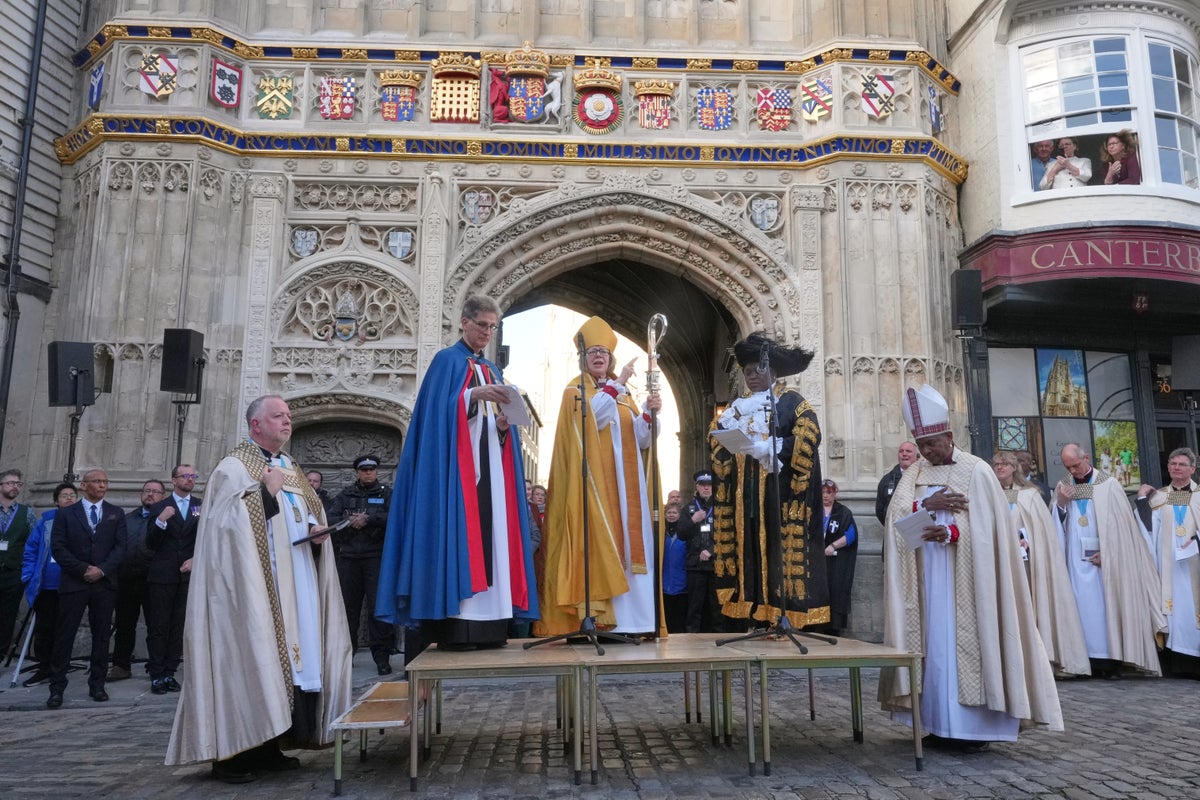 https://static.independent.co.uk/2026/03/25/18/Britain_Archbishop_of_Canterbury_25821.jpg?width=1200&height=800&crop=1200:800
