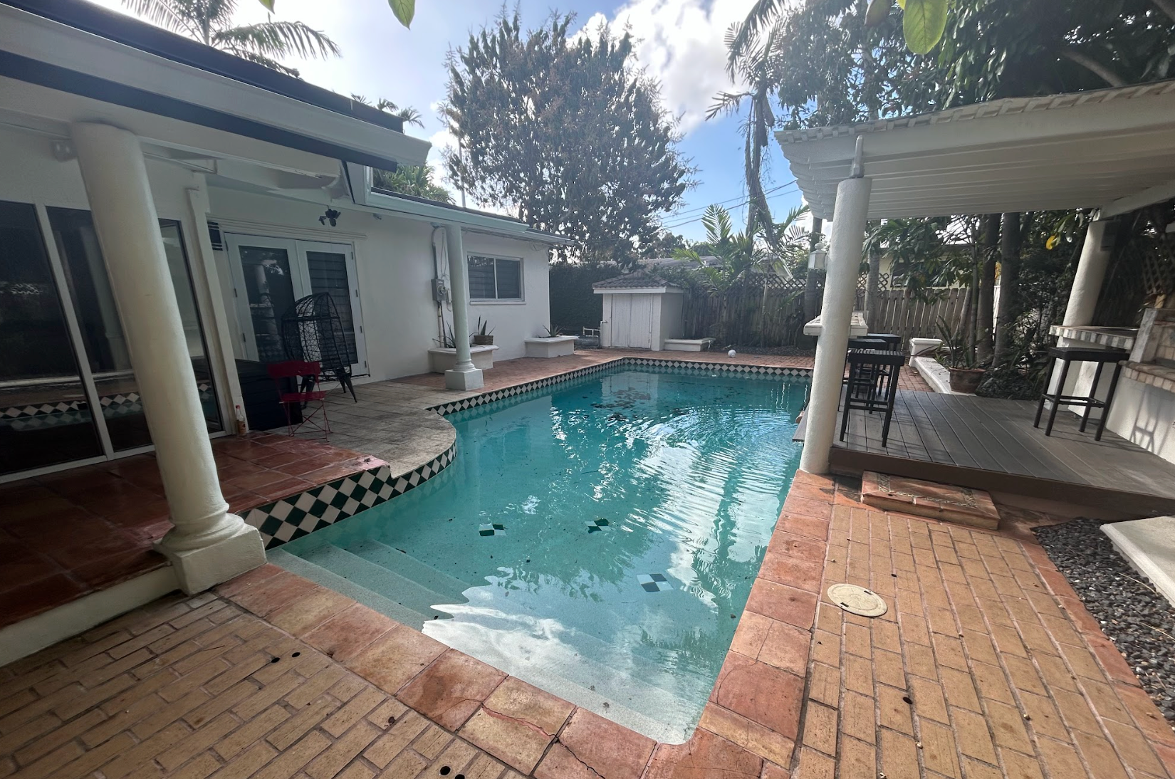 The family plans to sue Airbnb over the rental being listed as ‘family friendly’ when it lacked safety features required under Florida law