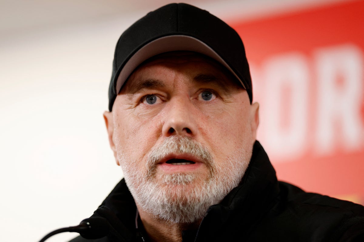 Bosnia boss refuses to apologise to Steve Cooper over Benjamin Tahirovic row Bosnia boss refuses to apologise to Steve Cooper over Benjamin Tahirovic row