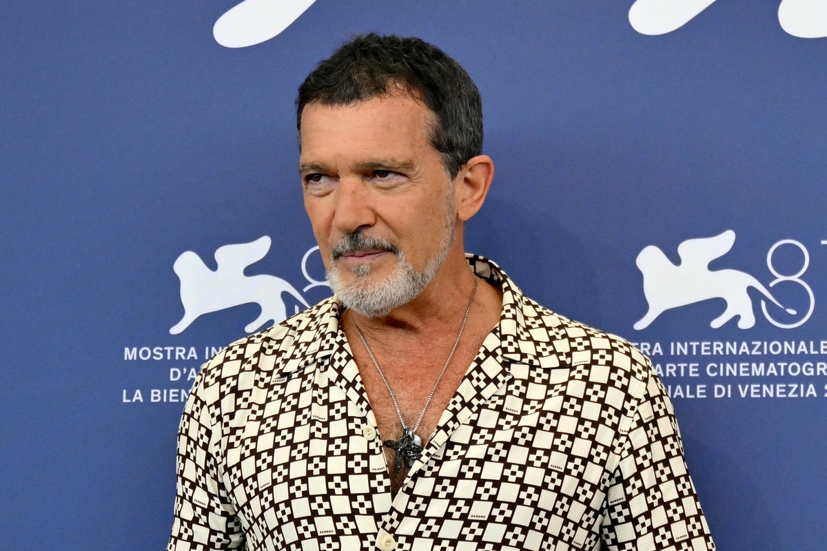 Antonio Banderas addresses claims he is at risk of financial ‘ruin’ Antonio Banderas addresses claims he is at risk of financial ‘ruin’