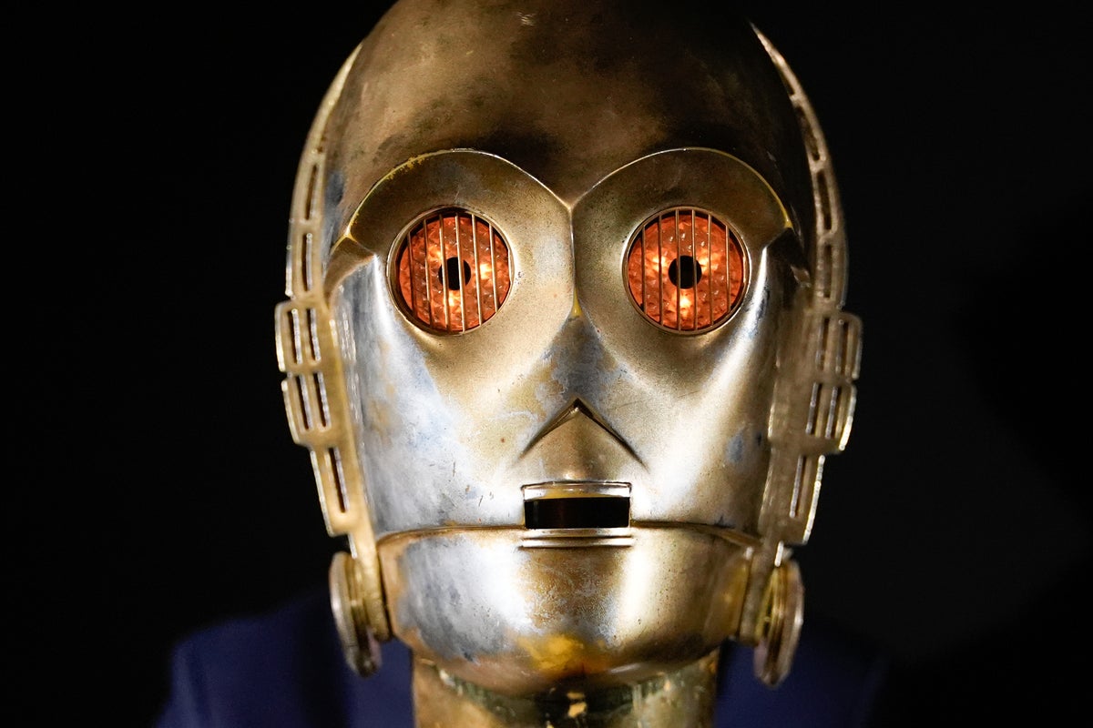 Star Wars head sells for more than a million dollars at huge Propstore memorabilia auction Star Wars head sells for more than a million dollars at huge Propstore memorabilia auction
