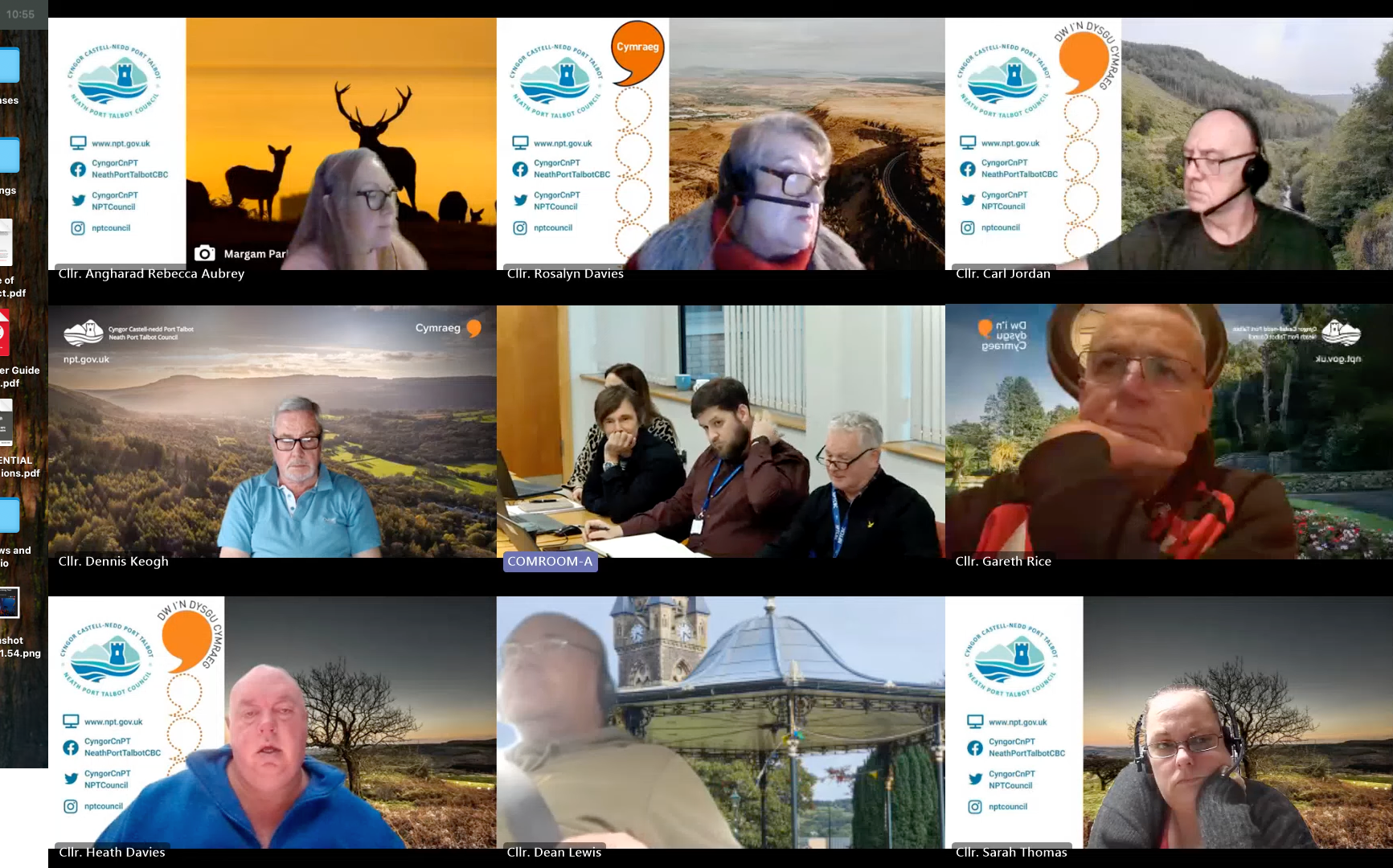 Councillor caught on camera driving during planning meeting