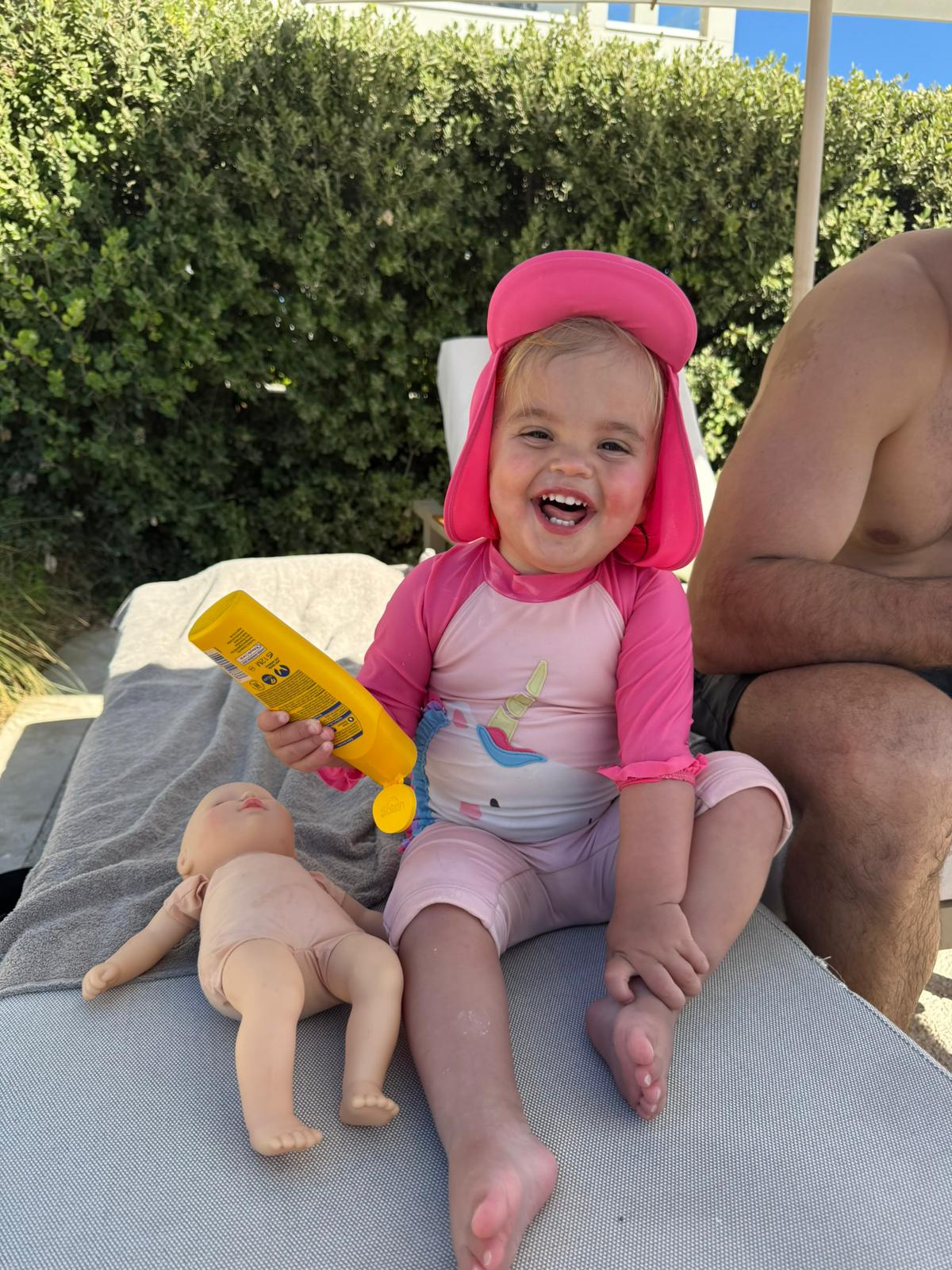 Leni’s devoted parents are campaigning for a US clinical trial to receive funding so Leni can receive the life-saving treatment