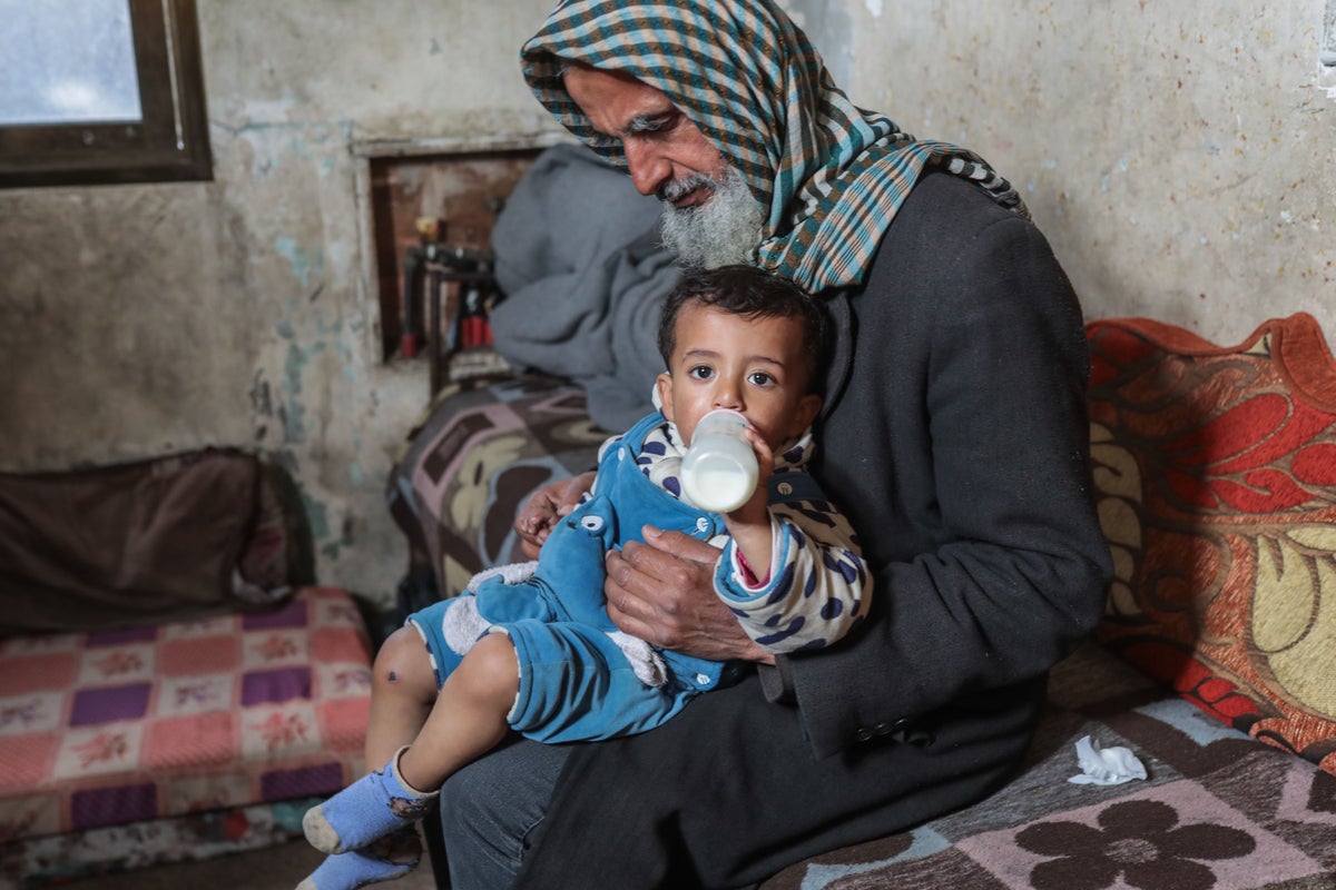 Gaza toddler returned to family with alleged torture wounds on legs after Israeli detention – UK Times Gaza toddler returned to family with alleged torture wounds on legs after Israeli detention – UK Times