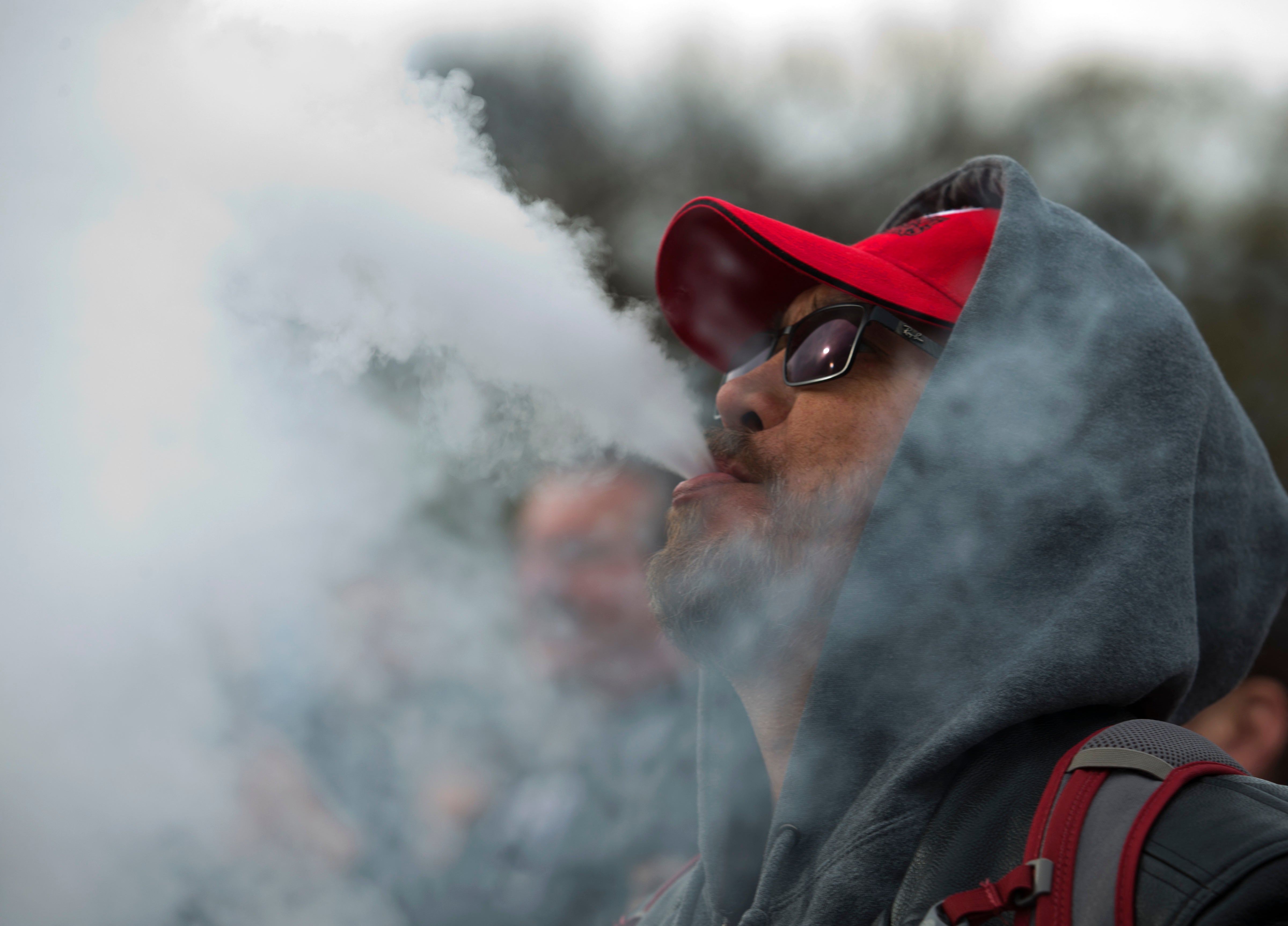 Many Americans use e-cigarettes, which contain fewer harmful chemicals than regular cigarettes but are still unsafe. Now, Australian cancer researchers say the battery-powered devices are ‘likely’ to cause oral and lung cancer